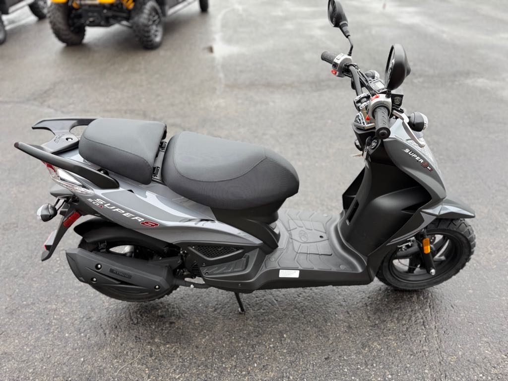 2025 KYMCO SUPER 8 50X - Photo 2