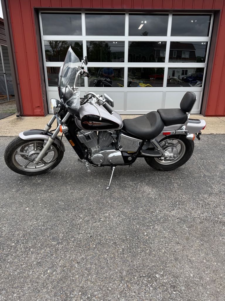 2000 Honda SHADOW SPIRIT