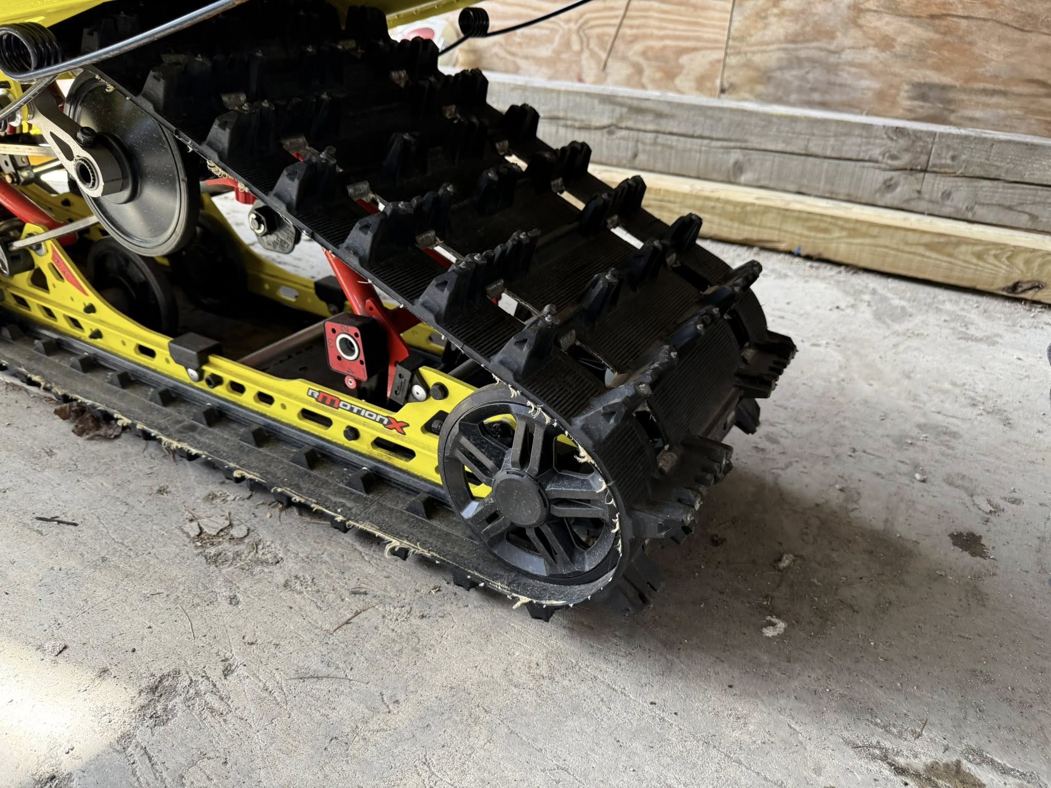 2021 Ski-Doo Renegade® X-RS® 850 E-TEC® - Yellow/Black - Photo 6