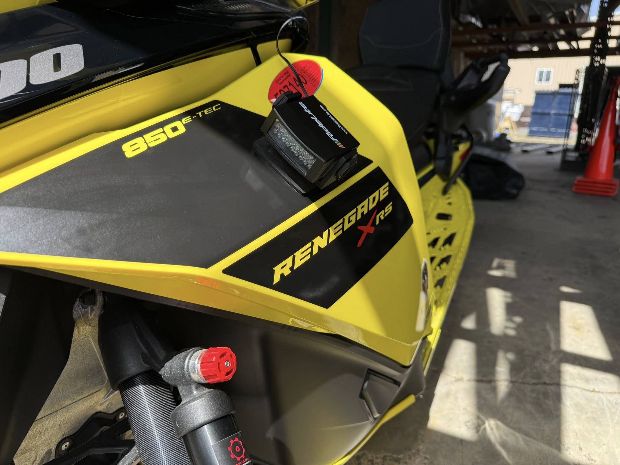 2021 Ski-Doo Renegade® X-RS® 850 E-TEC® - Yellow/Black - Photo 8