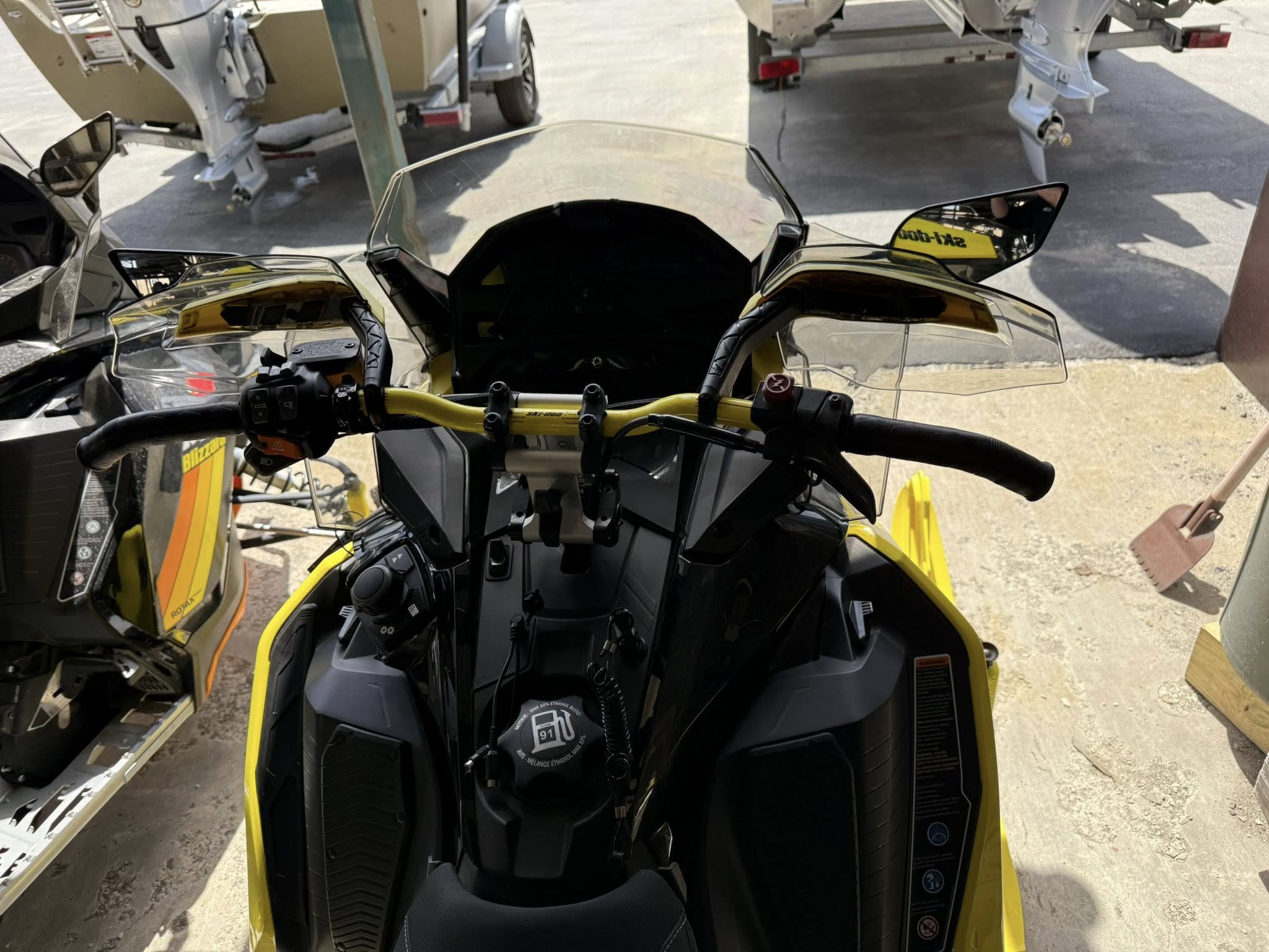 2021 Ski-Doo Renegade® X-RS® 850 E-TEC® - Yellow/Black - Photo 20