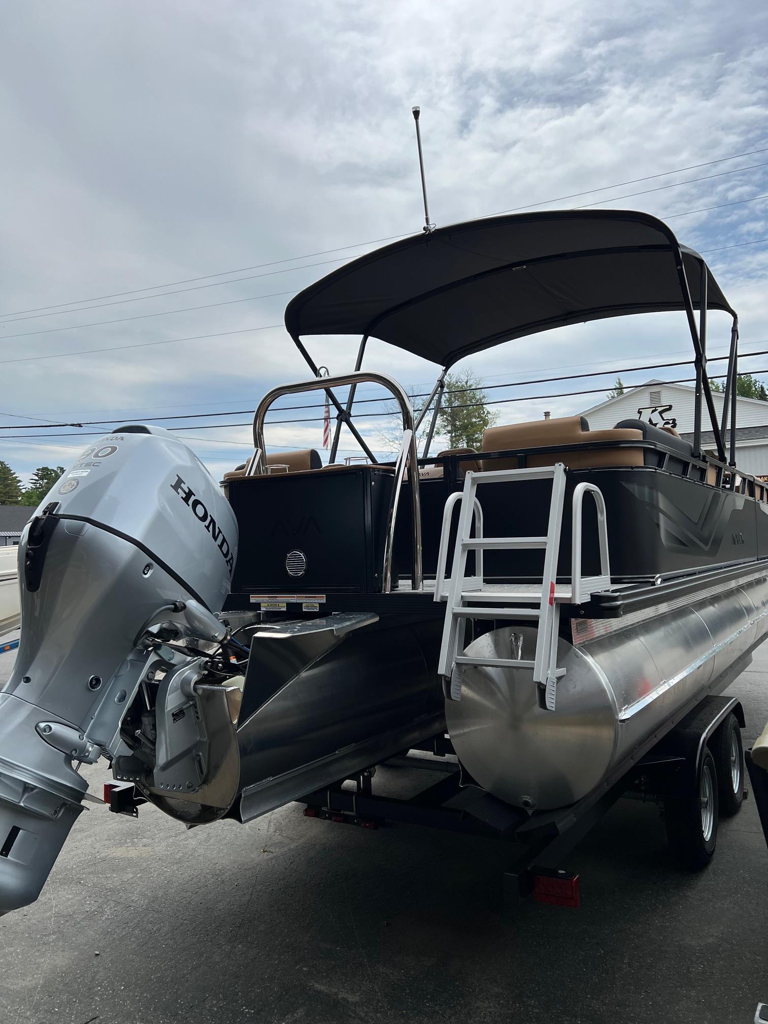 2025 Avalon Venture 85 Quad Lounger - Photo 5