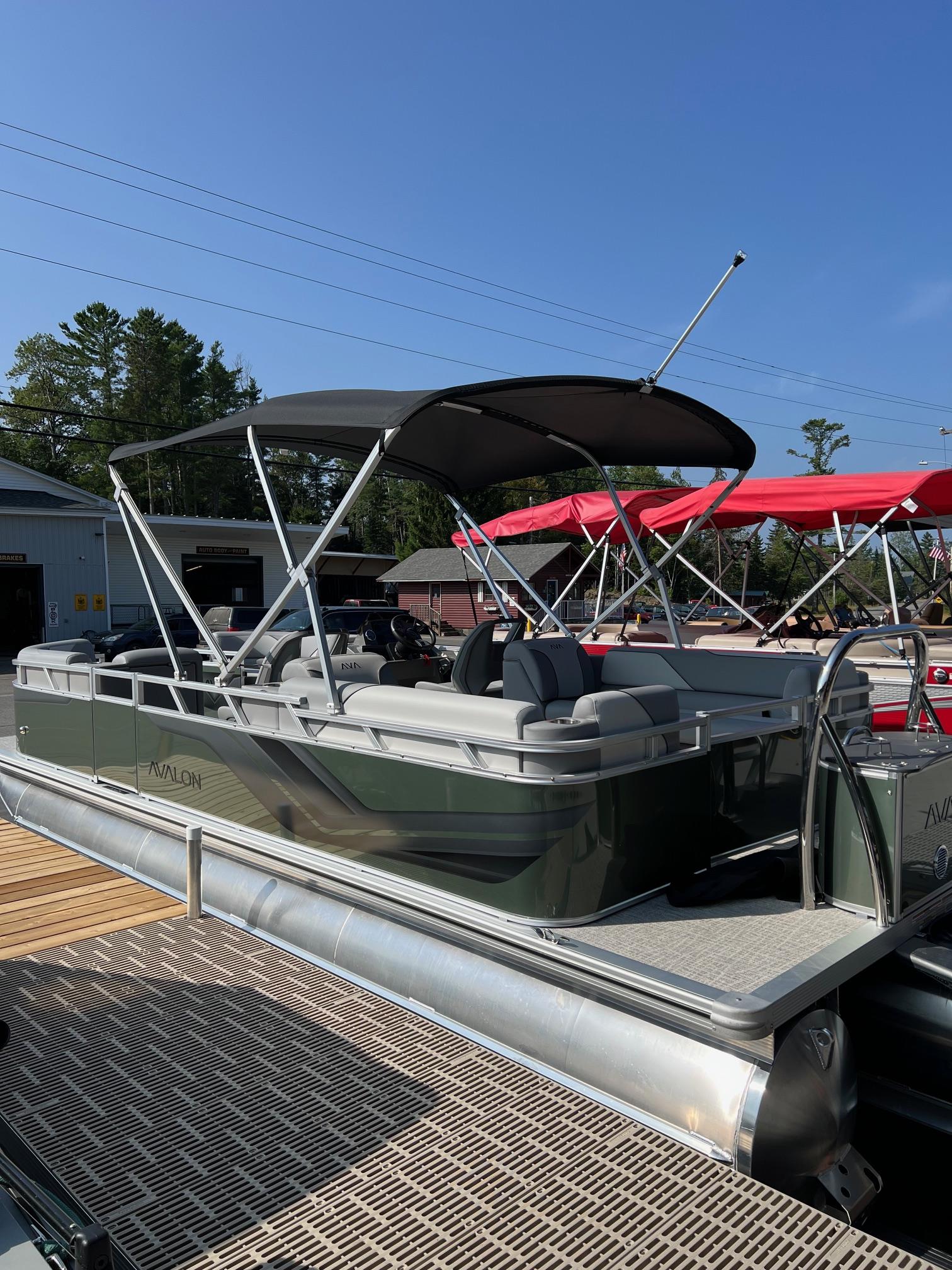 2026 Avalon Venture 85 Quad Lounger - Photo 3