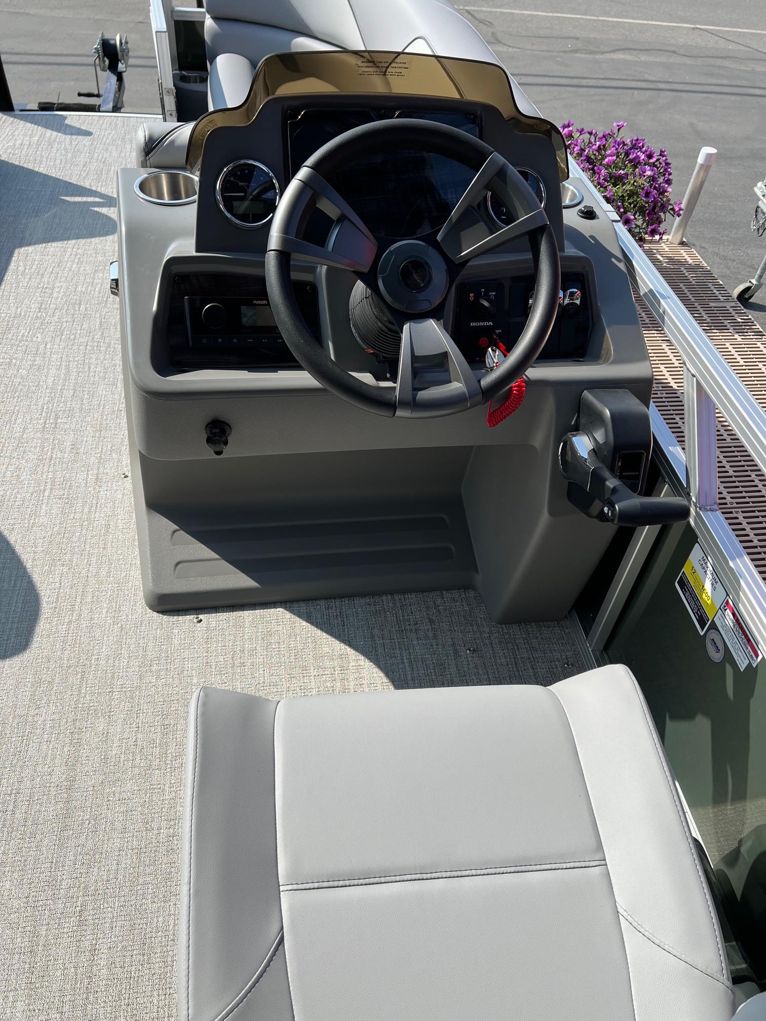 2026 Avalon Venture 85 Quad Lounger - Photo 5