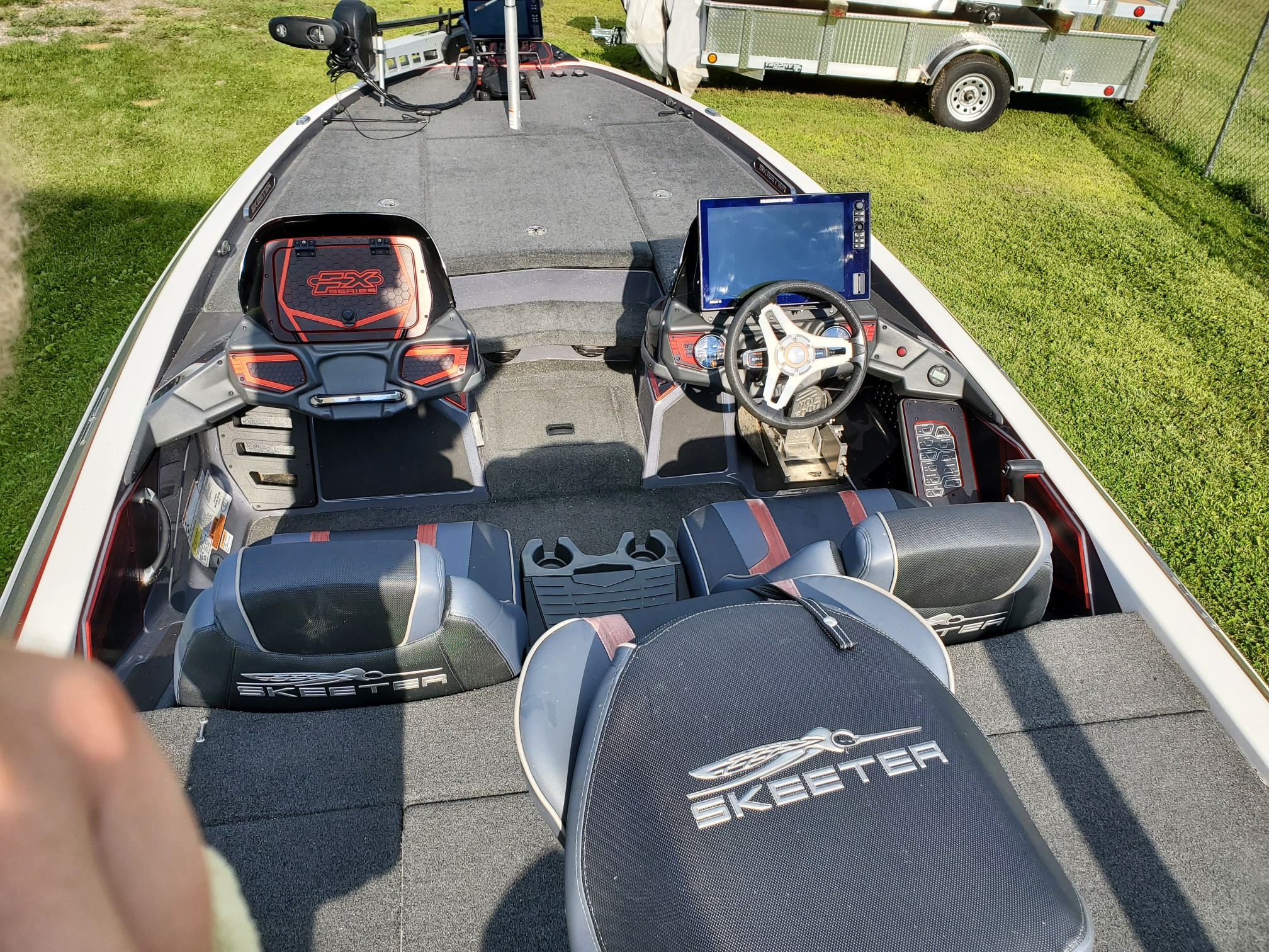 2019 Skeeter FX20 Apex Bass Boat w/250 Yamaha SHO Fourstroke, Solix 15, Solix 12 - Photo 10