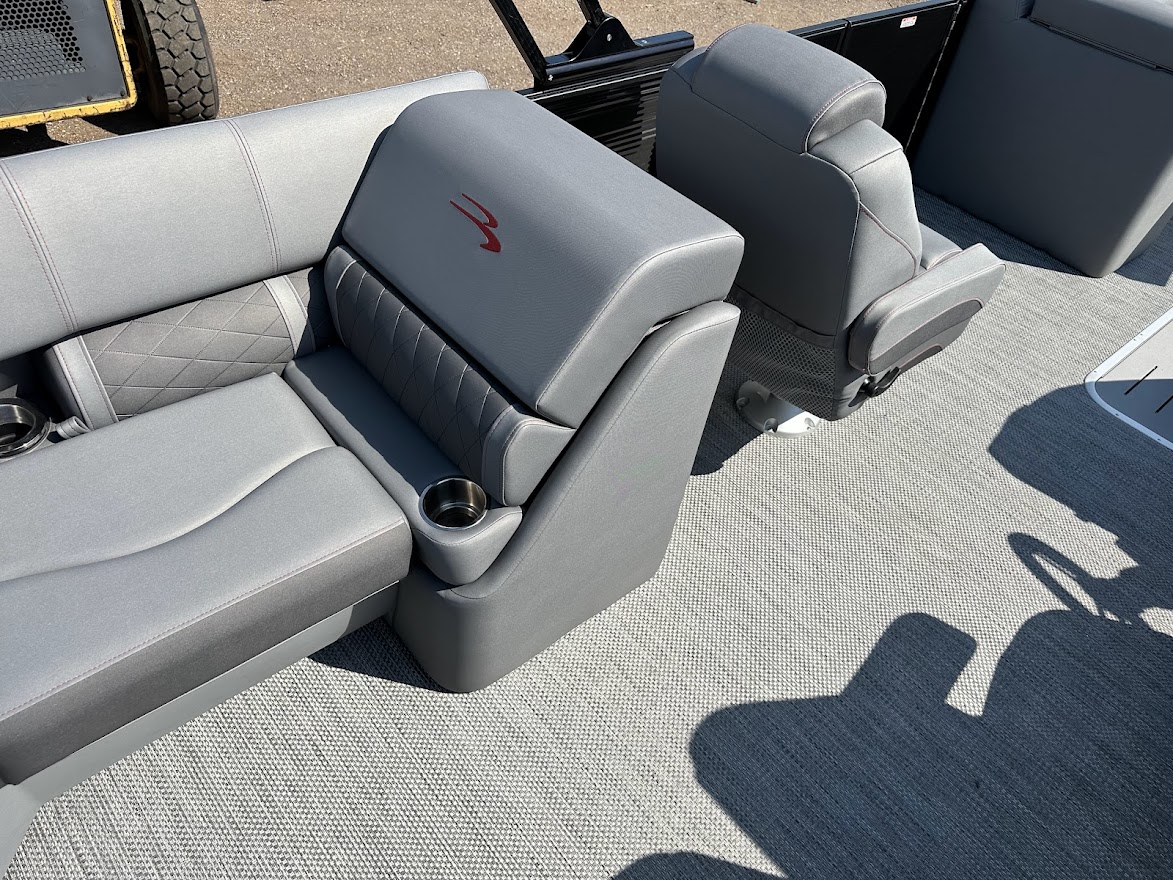 2024 Bennington 23LFB Fastback ESP Tri-toon w/ 250 HP Yamaha - Photo 16