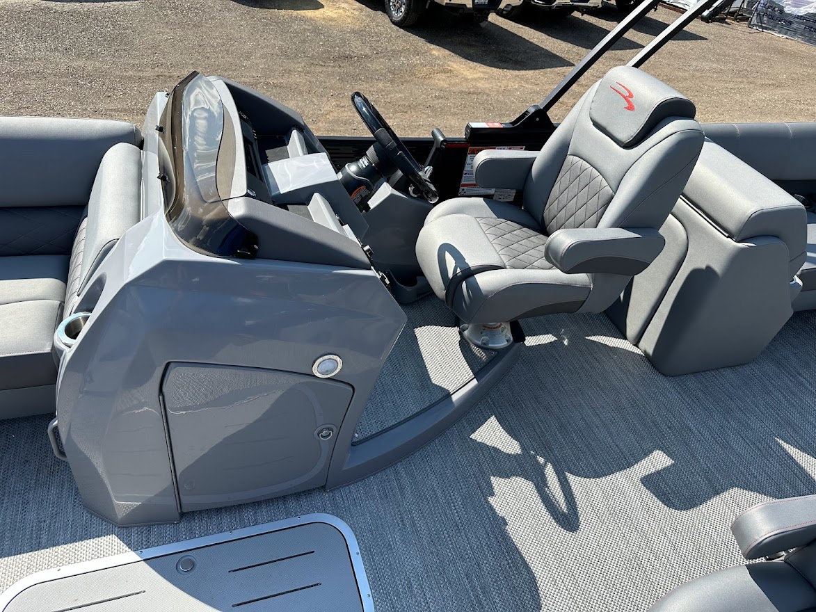 2024 Bennington 23LFB Fastback ESP Tri-toon w/ 250 HP Yamaha - Photo 18