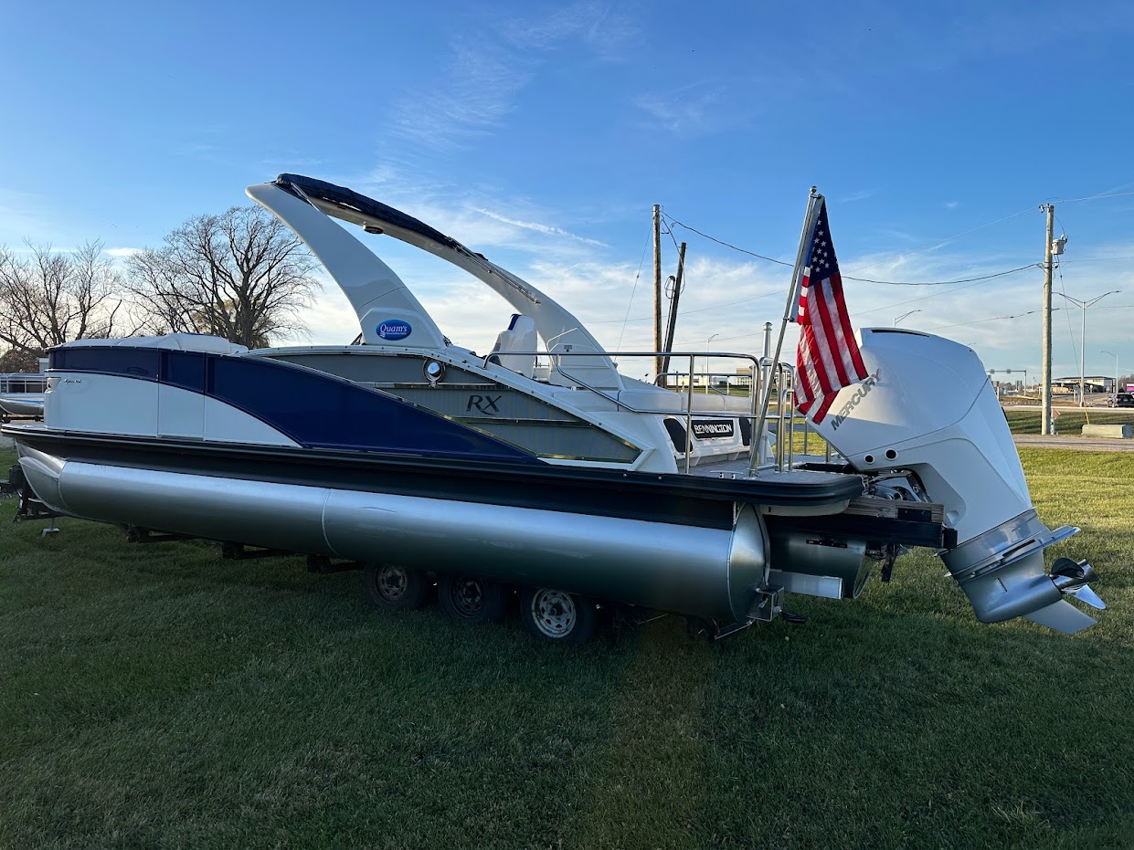 2023 Bennington 23RXSBA W/ 300HP Mercury Dealer Demo! Custom co-captain's chair, Cladded arch upgrade! - Photo 8