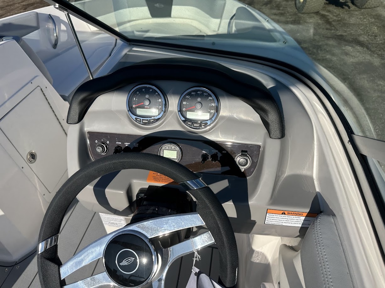 2024 Chaparral 19 SSI Outboard. 150HP Mercury - Photo 6