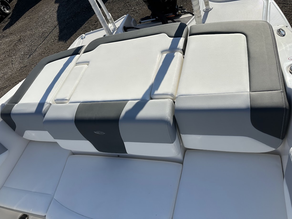2024 Chaparral 19 SSI Outboard. 150HP Mercury - Photo 11