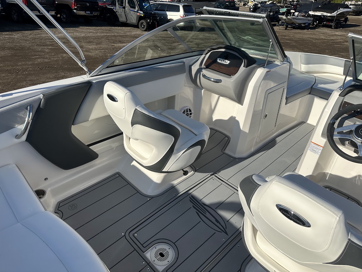 2024 Chaparral 19 SSI Outboard. 150HP Mercury - Photo 14