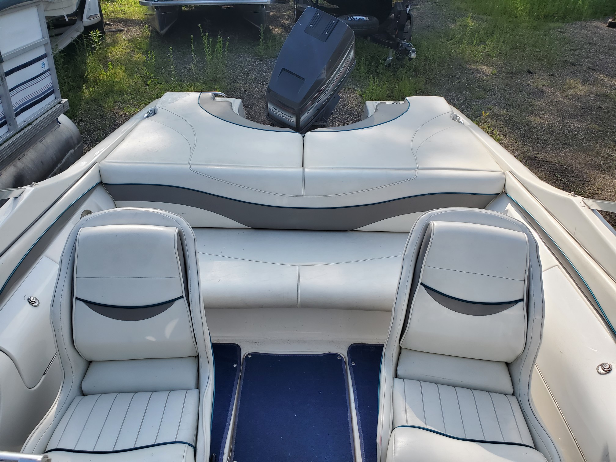 1998 Bayliner 1904 Ski Fish Bow Rider.  120hp Outboard - Photo 6