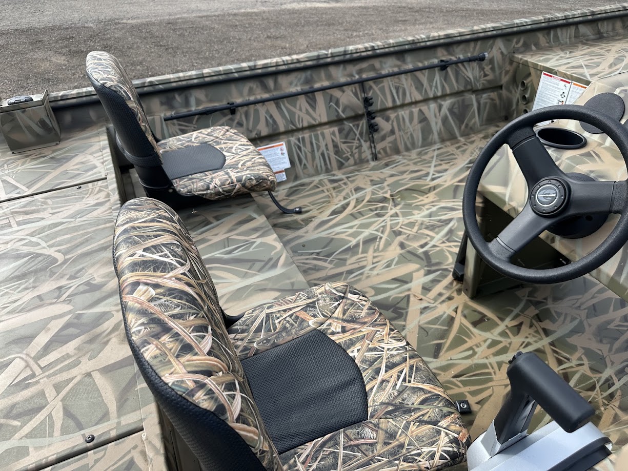 2025 Crestliner 1860 RETRIEVER Side console with 90hp Mercury! - Photo 10