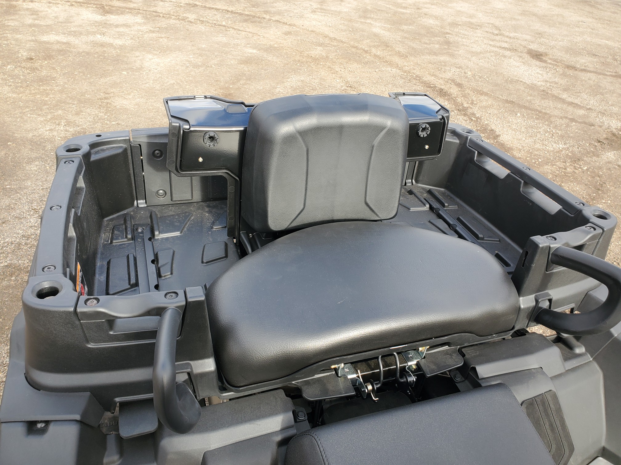2025 Polaris Sportsman X2 570.  Legal 2 up ATV that converts to a dumping box! - Photo 6