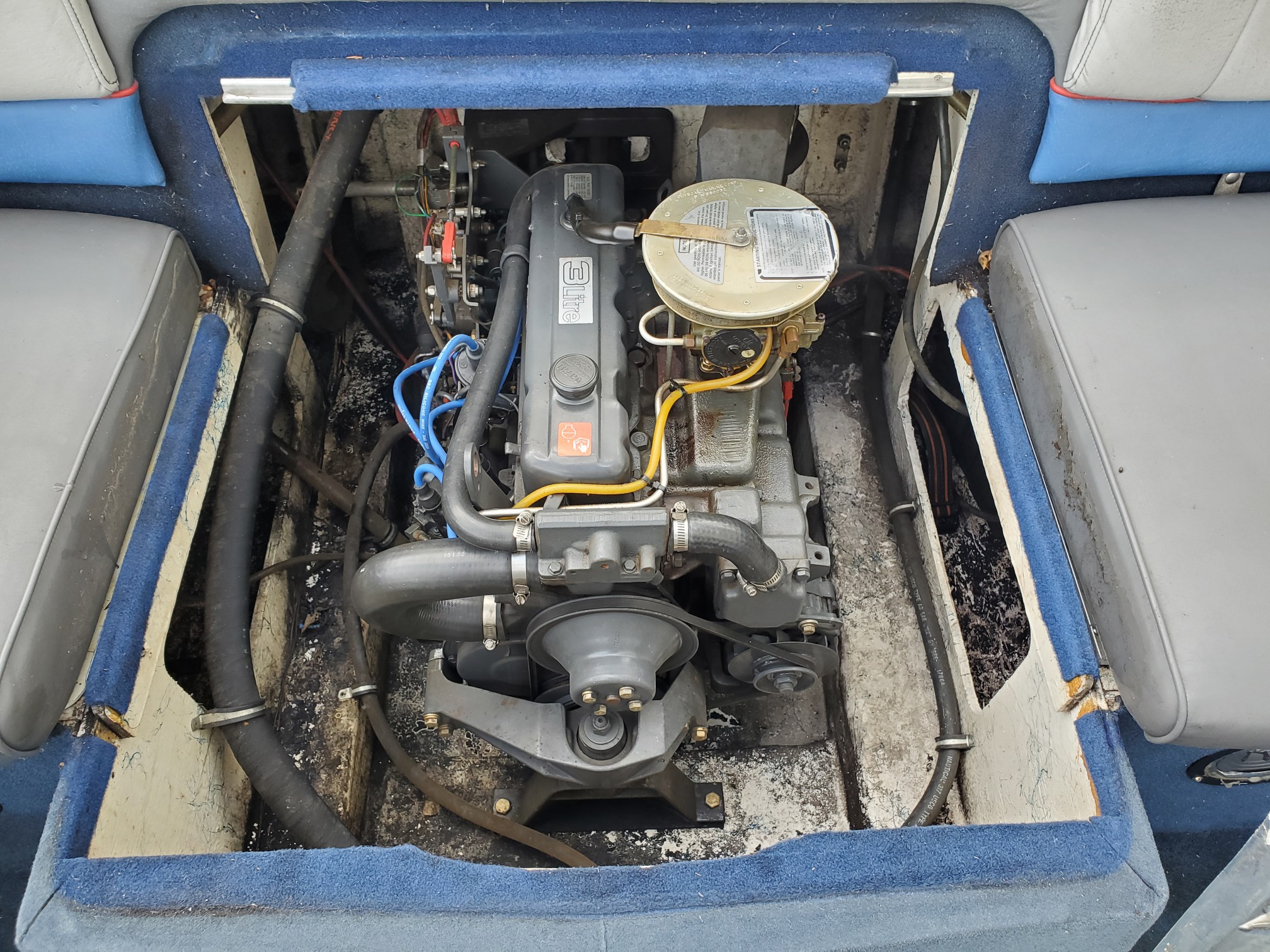 1987 Bayliner Capri Bowrider.  3.0 Sterndrive - Photo 10