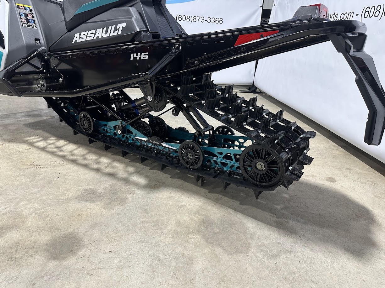 2025 Polaris 9R Switchback Assault 146. E-start, 7S display, 2" crossover track - Photo 9