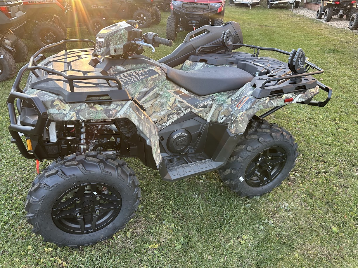 2025 Polaris Sportsman 570 Hunt Edition.  Power steering, winch, Gun scabbard! - Photo 6