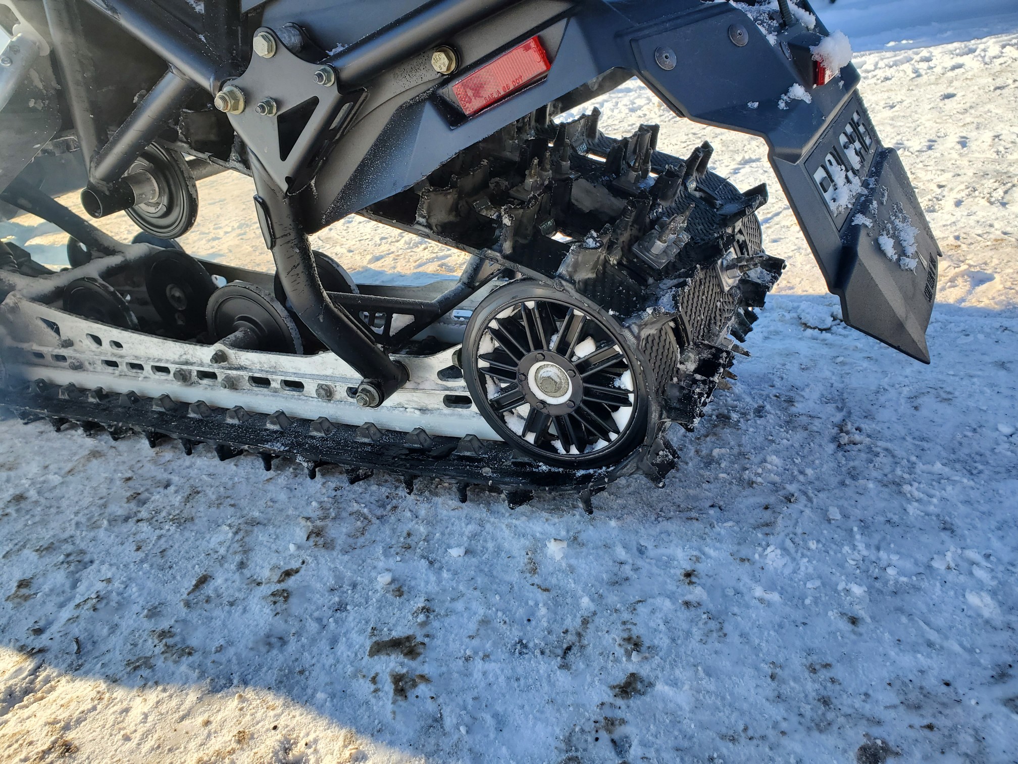 2013 Polaris Switchback Adventure 600 136. Electric start, Studs, Very low miles! - Photo 7