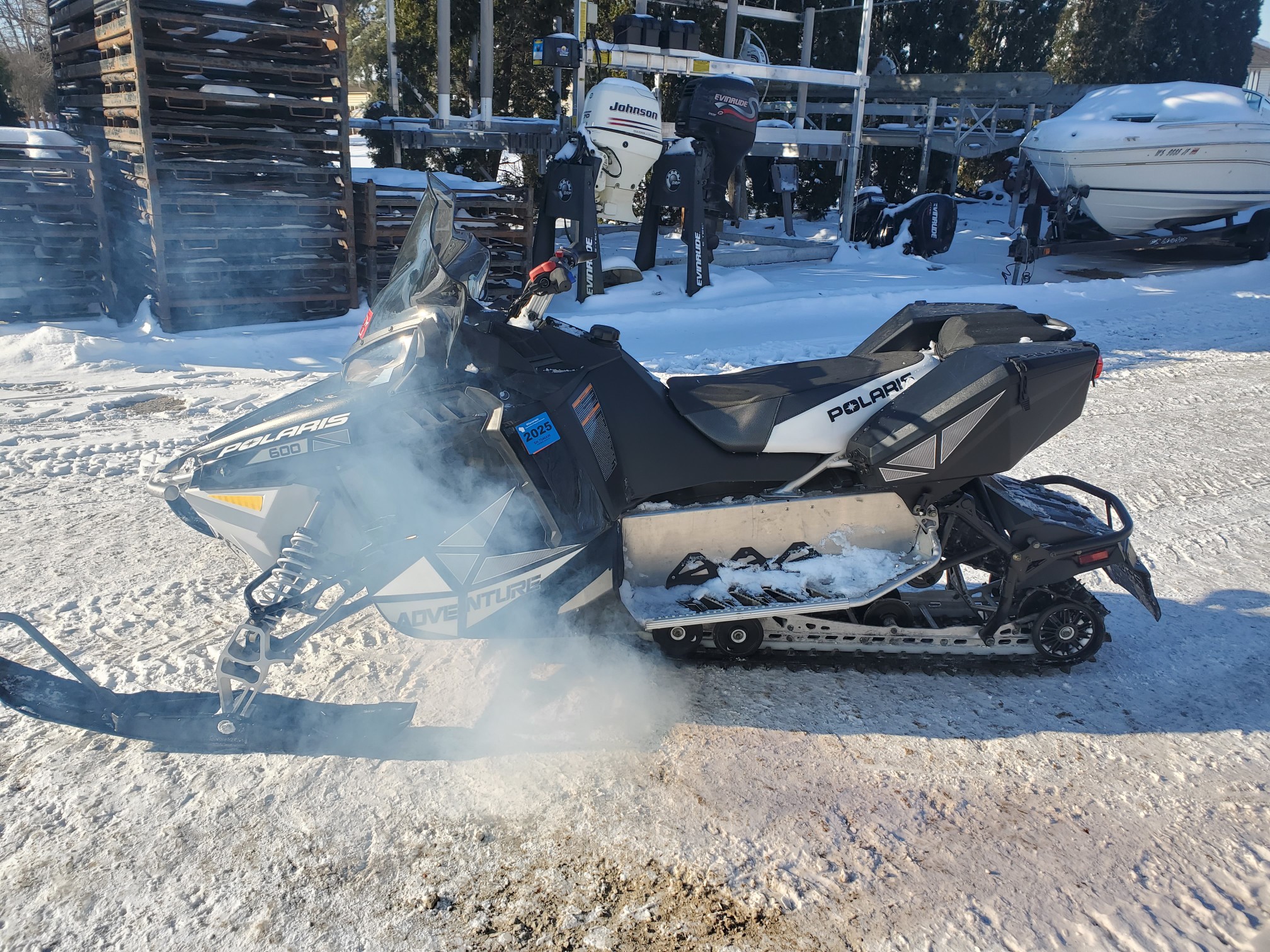 2013 Polaris Switchback Adventure 600 136. Electric start, Studs, Very low miles! - Photo 5