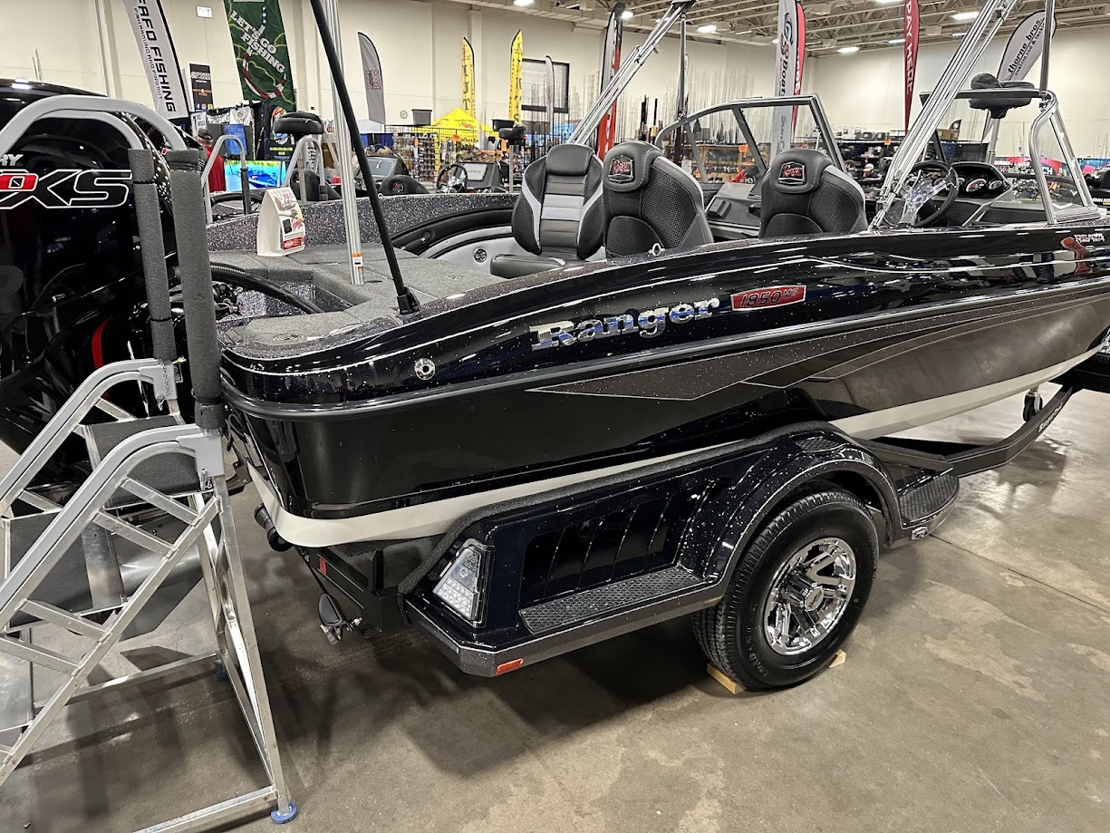2025 Ranger Boats 1850MS Reata fish and ski. 150 Pro XS - Photo 9