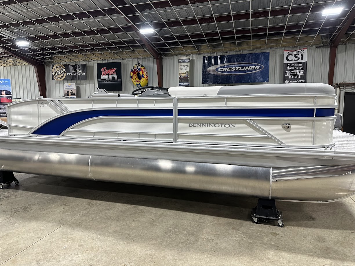2025 Bennington 22 SSB Swingback Tri-toon w/ 150HP Mercury - Photo 14