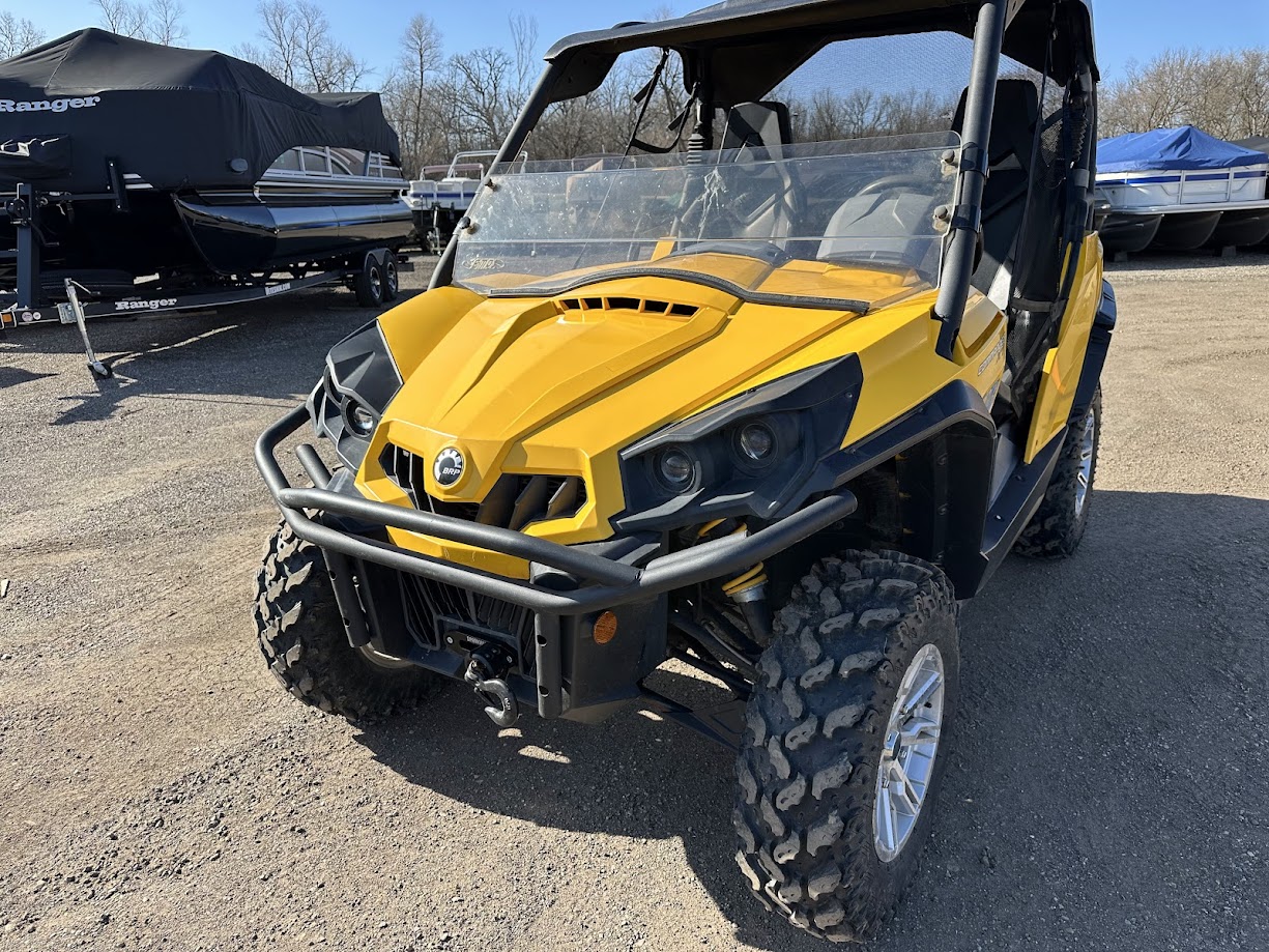 2011 Can-Am COMMANDER 800R XT - Photo 8