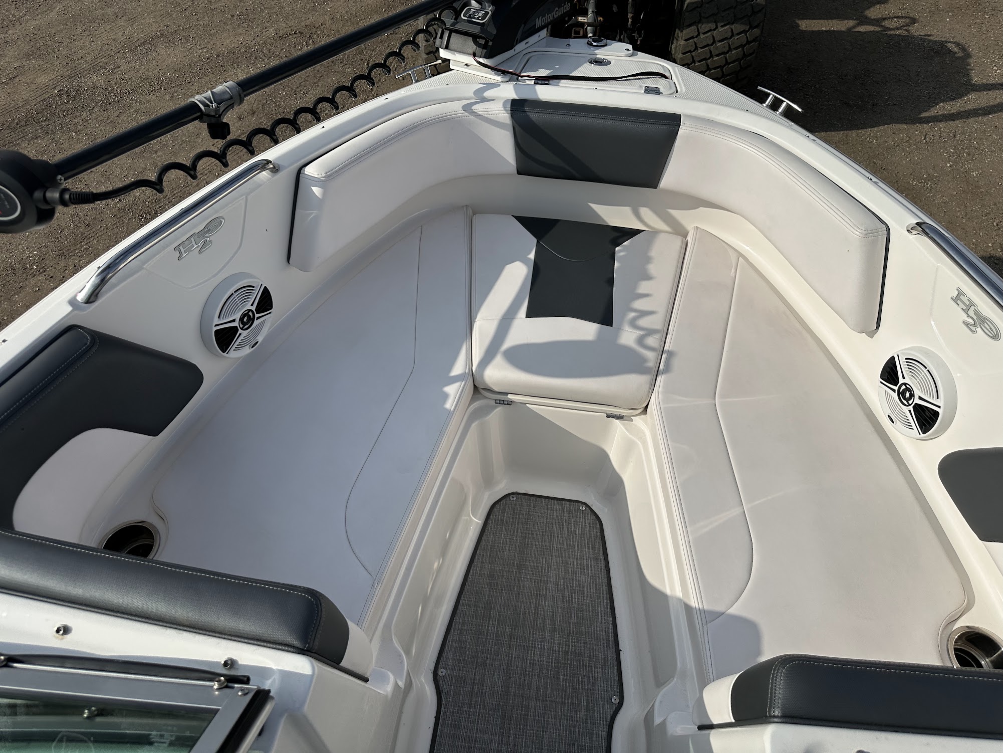 2019 Chaparral 21 H2O Ski & Fish OB W/ Mercury 150hp - Photo 13