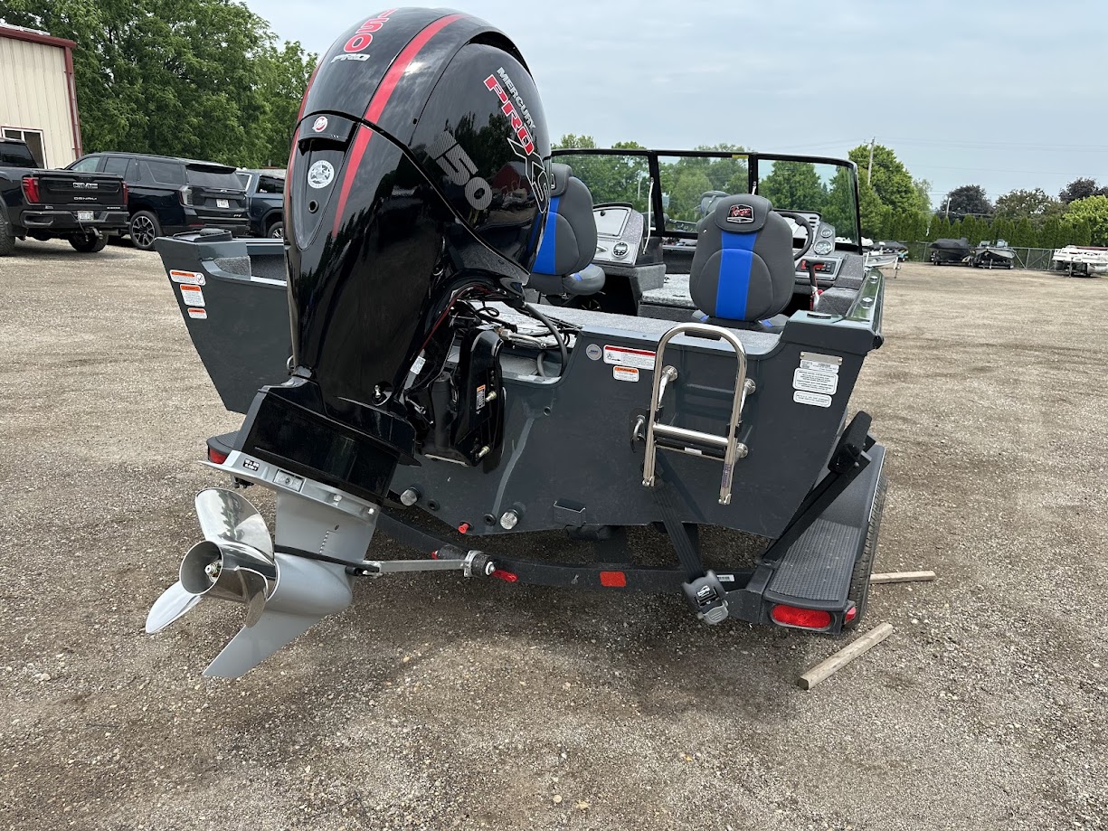 2025 Ranger Boats VS1782 ANGLER. Walk Through windshield. 150hp Mercury ProXS - Photo 10