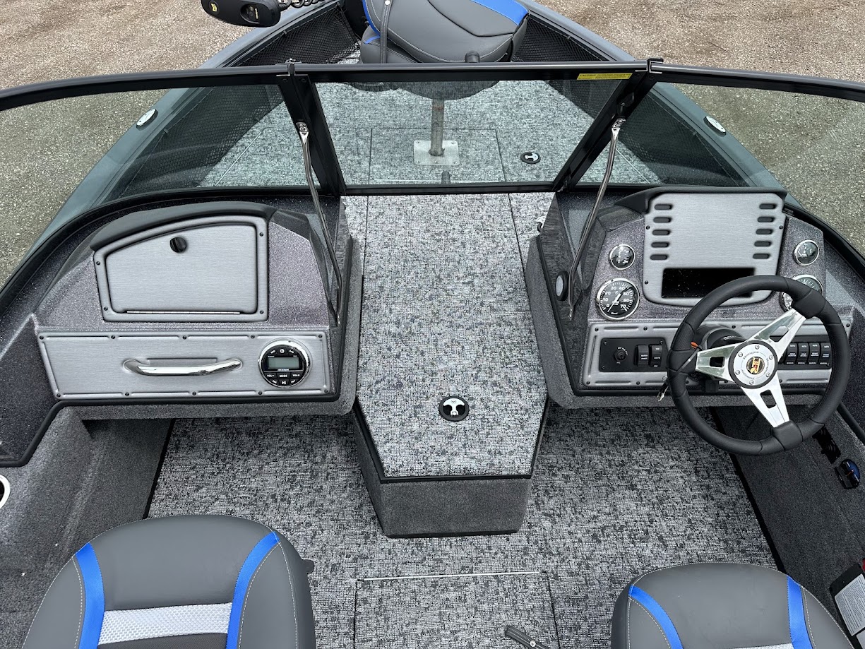 2025 Ranger Boats VS1782 ANGLER. Walk Through windshield. 150hp Mercury ProXS - Photo 17
