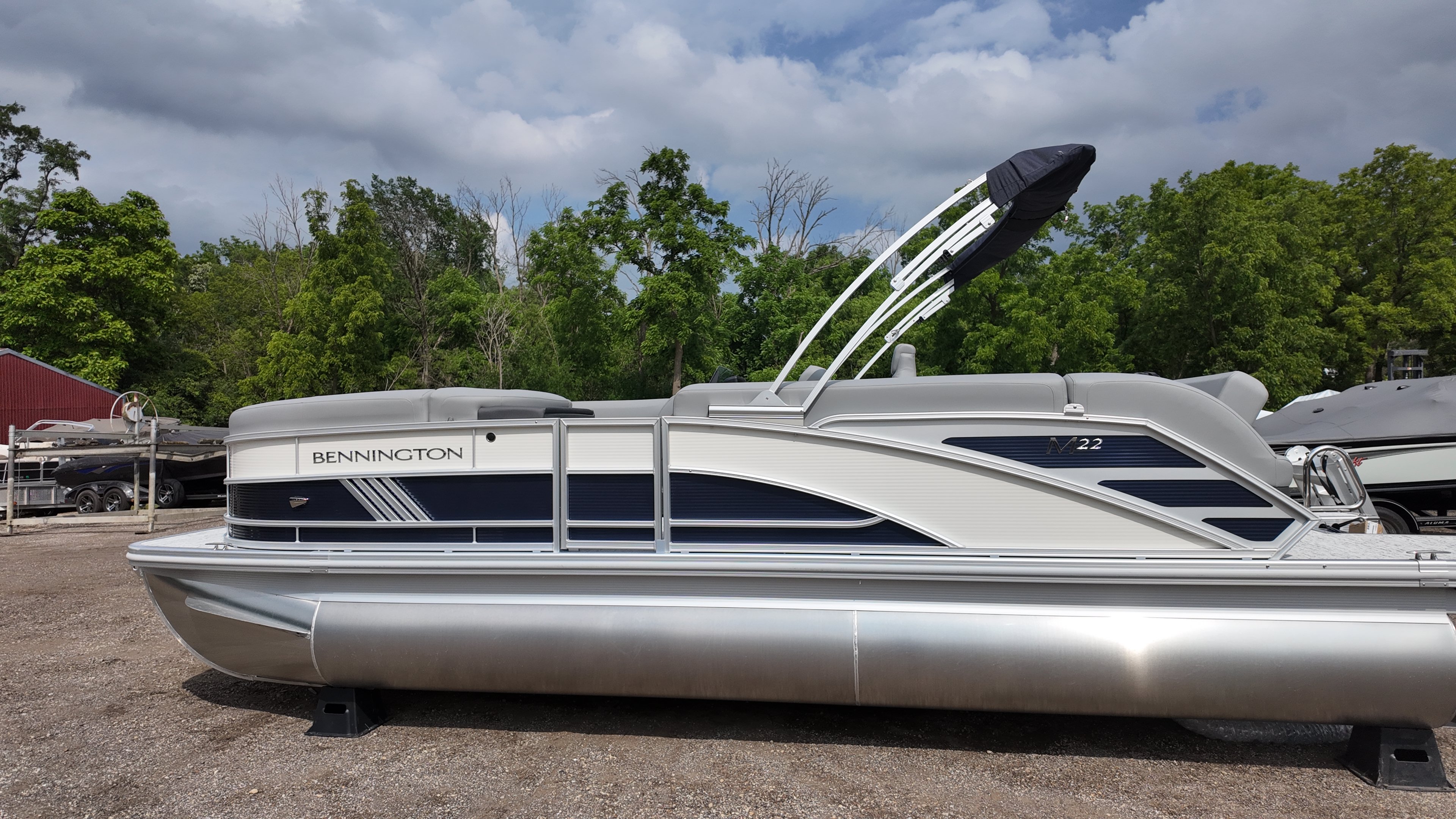 2026 Bennington 22ML W/ Yamaha 115HP - Photo 9
