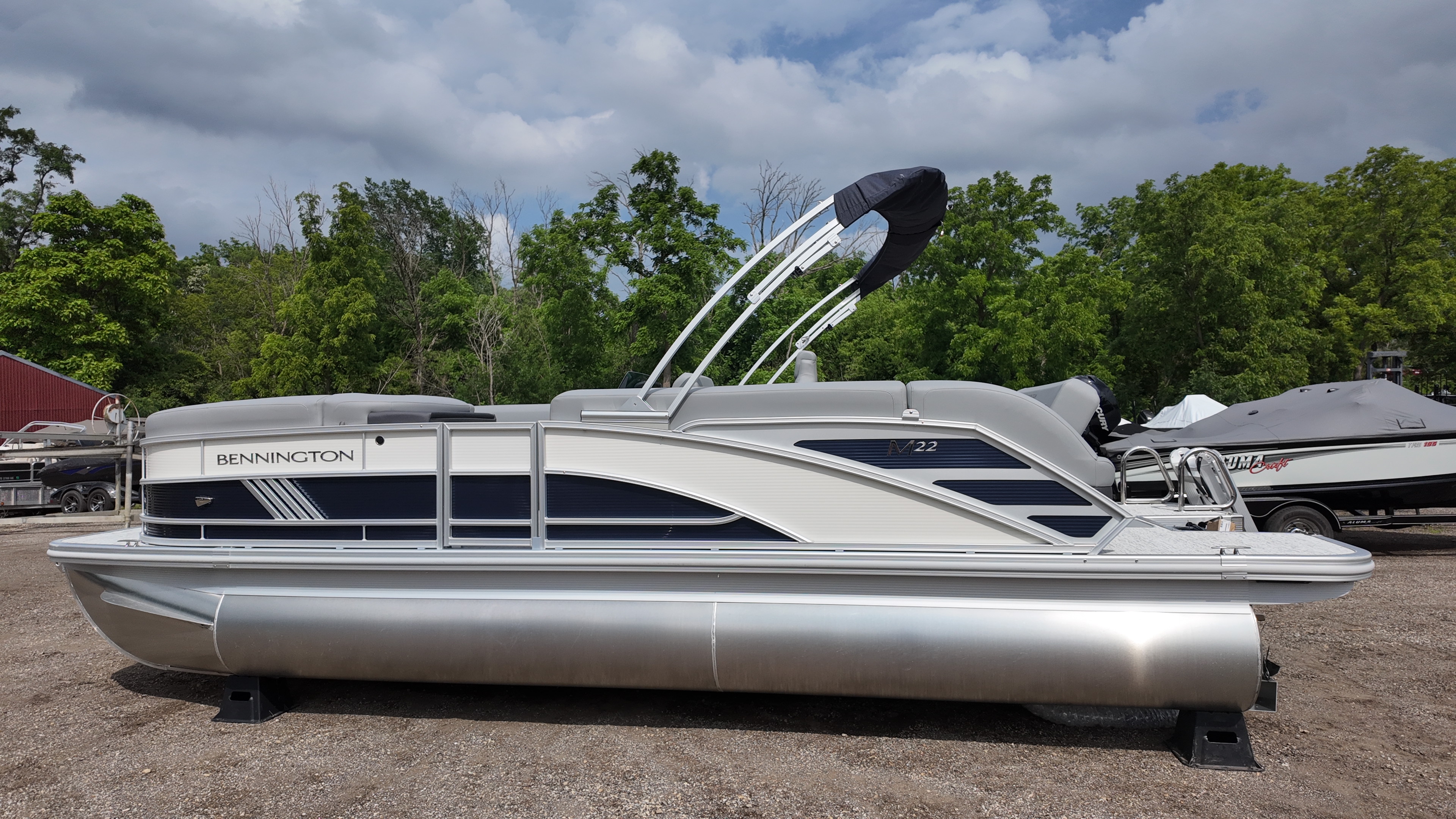 2026 Bennington 22ML W/ Yamaha 115HP - Photo 10