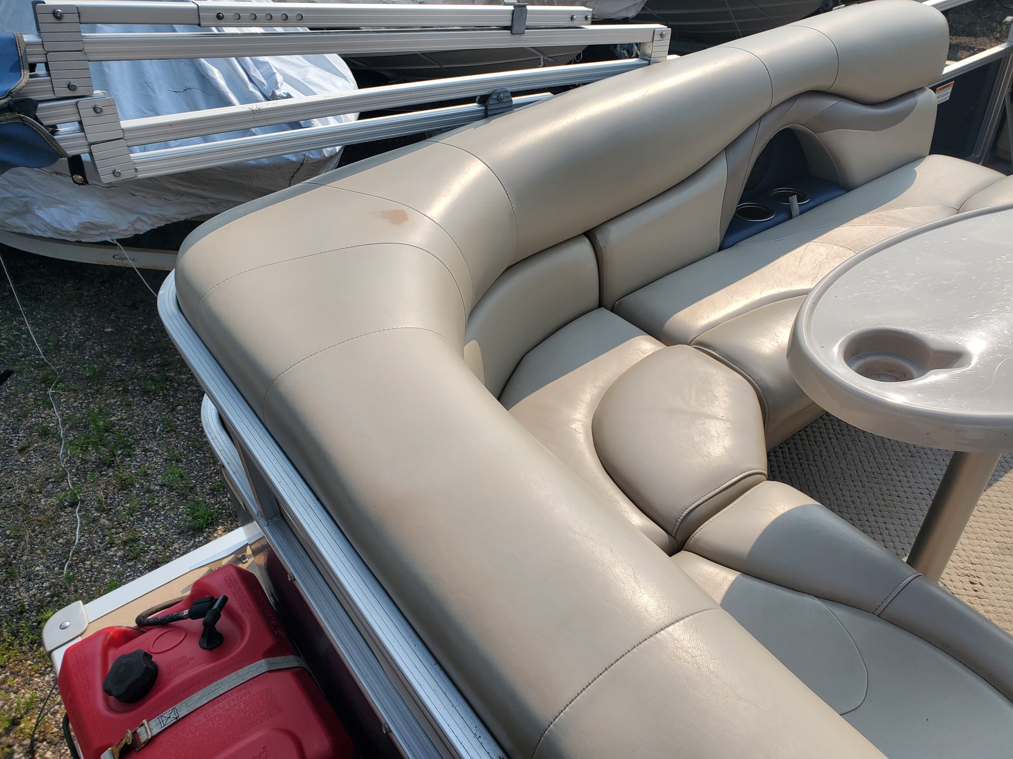 2012 Starcraft STARDECK 180 CRUISE Pontoon w/25hp Mercury Four Stroke Bunk trailer! - Photo 11