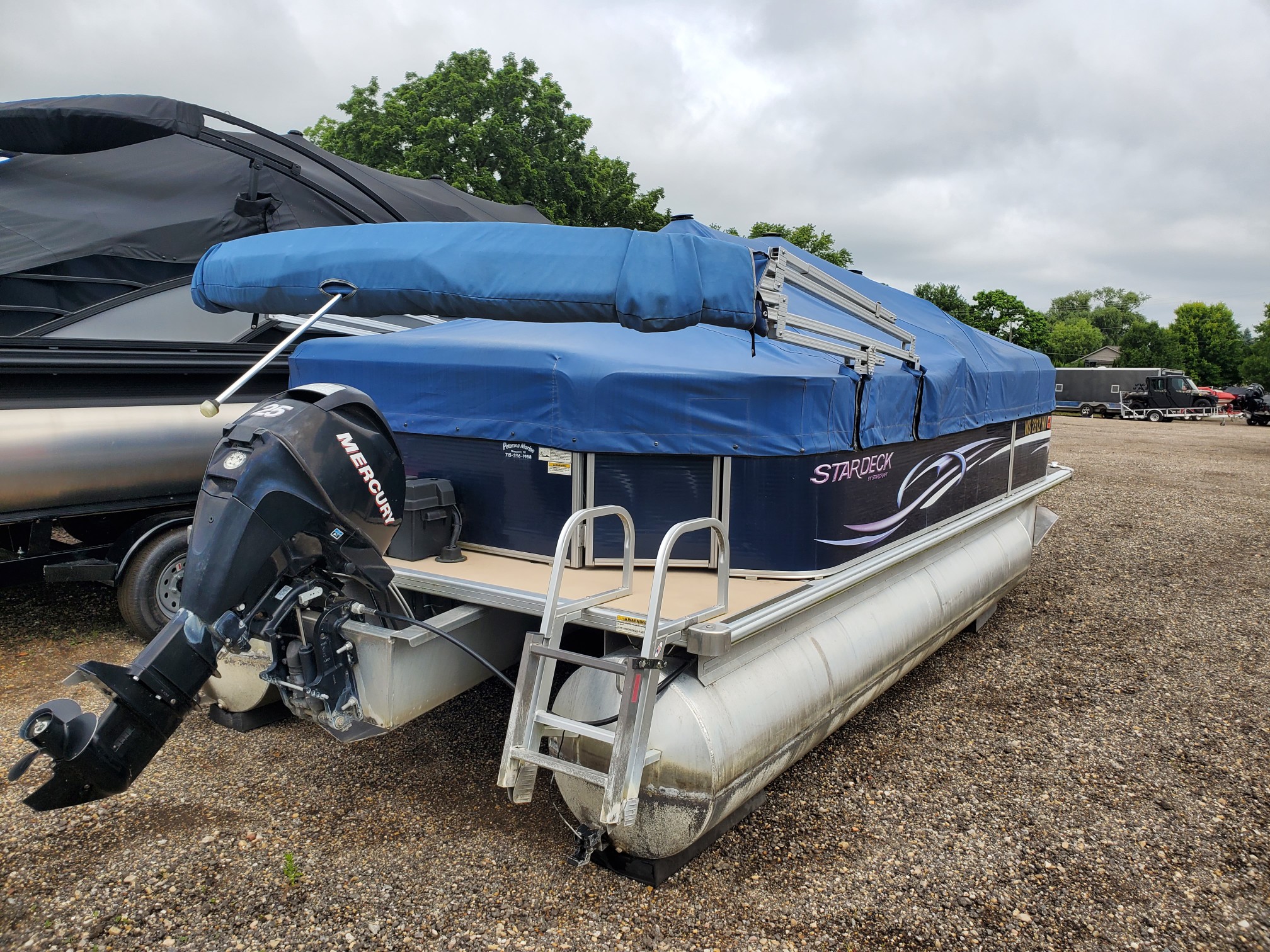 2012 Starcraft STARDECK 180 CRUISE Pontoon w/25hp Mercury Four Stroke Bunk trailer! - Photo 5