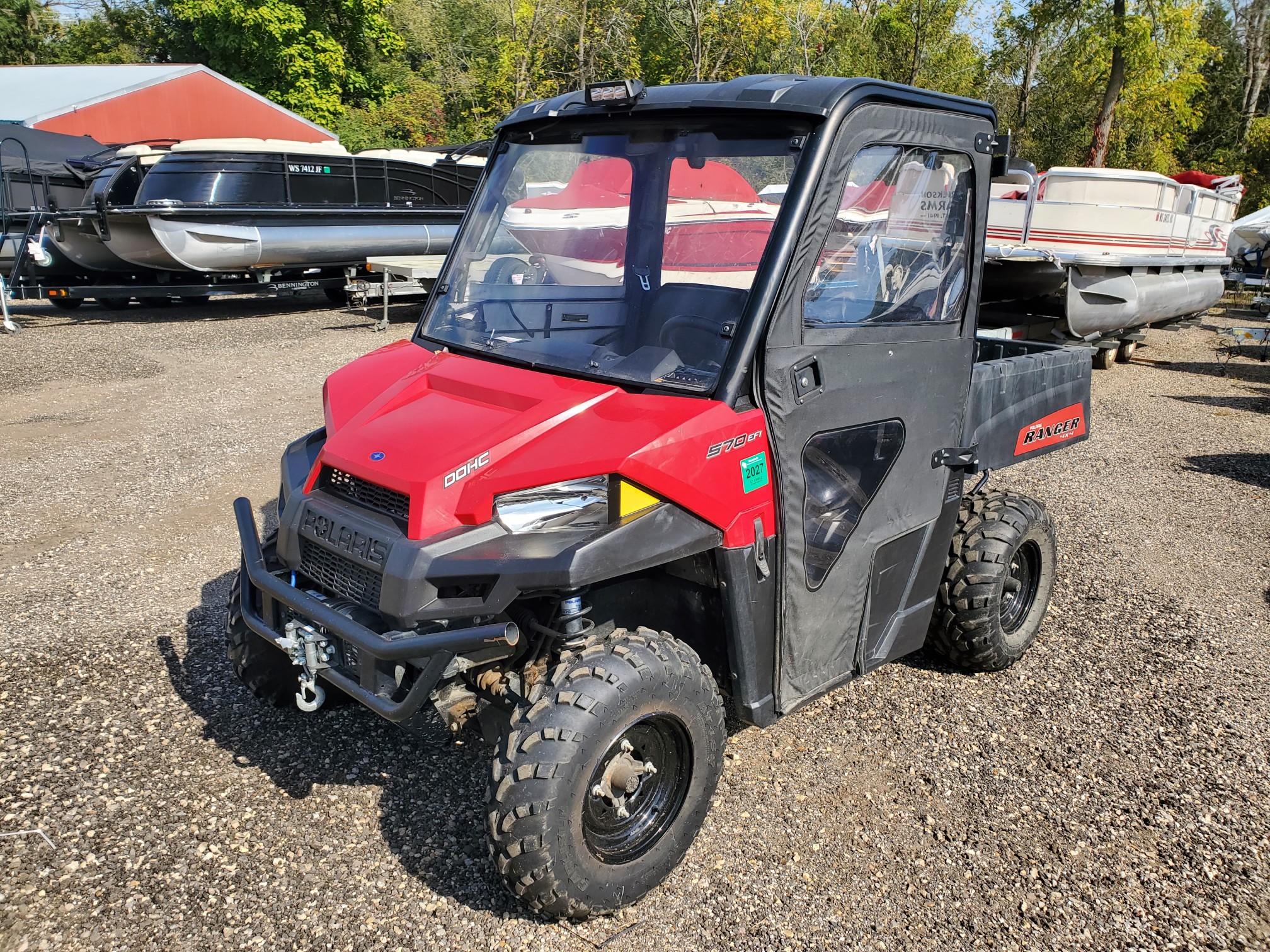 2015 Polaris Ranger 570 Mid-size.  Full cab w/heat! - Photo 2