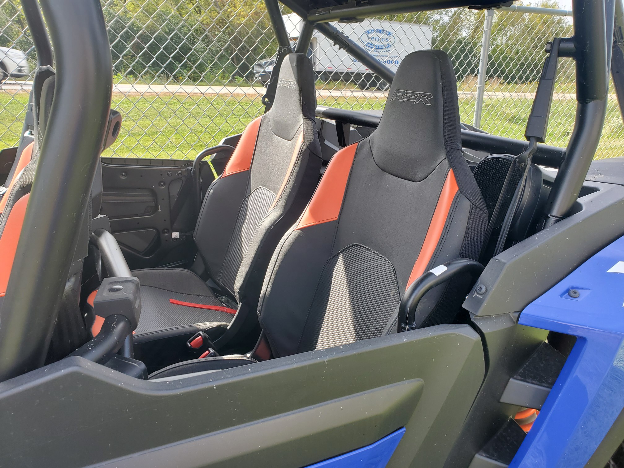 2025 Polaris RZR XP 4 1000 Ultimate.  4 seat unit with Ride Command! - Photo 8