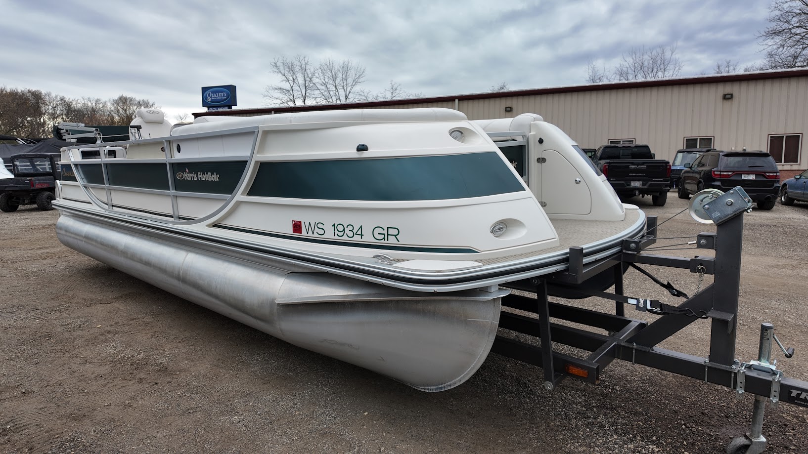 2004 Harris 240 CROWNE w/ Evinrude 115hp - Photo 5