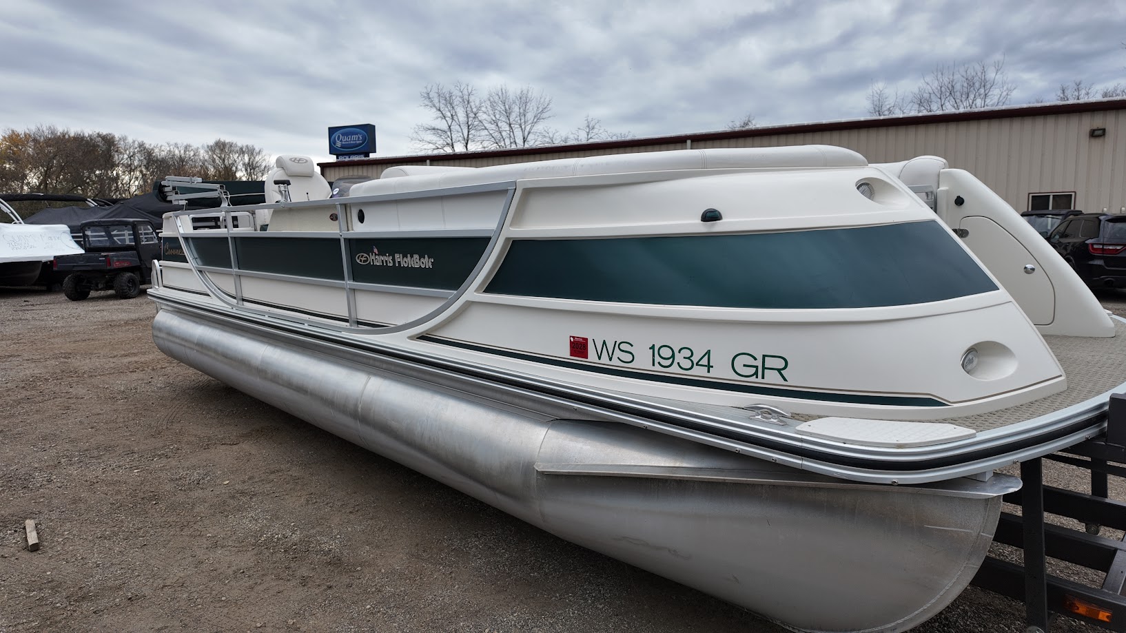 2004 Harris 240 CROWNE w/ Evinrude 115hp - Photo 6