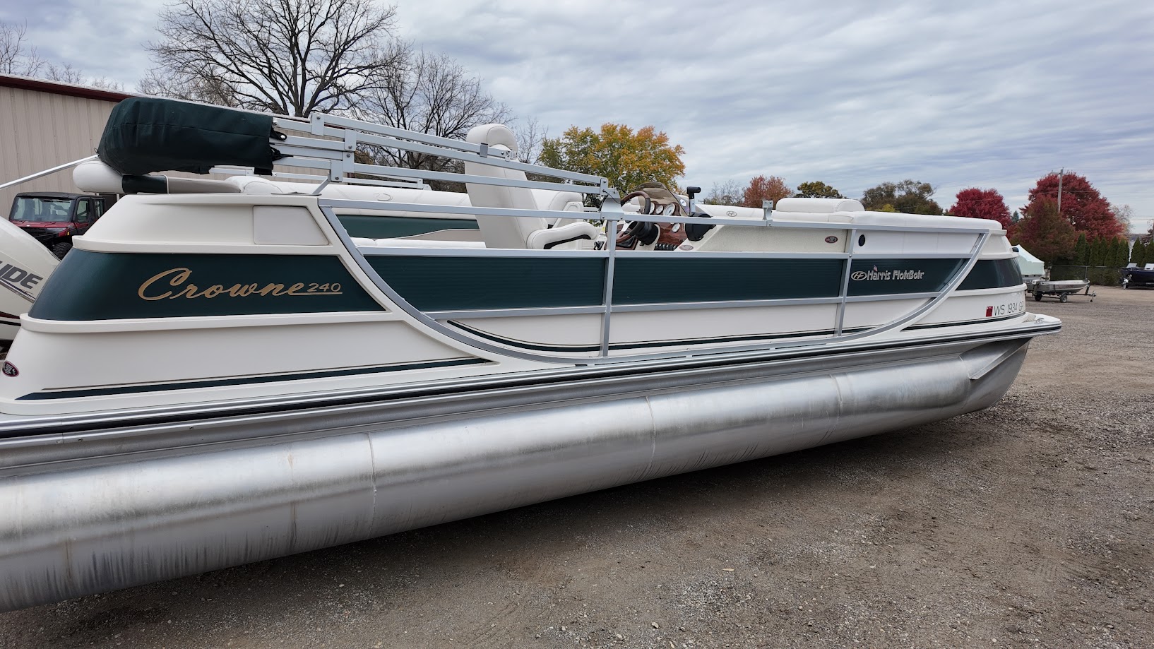 2004 Harris 240 CROWNE w/ Evinrude 115hp - Photo 10