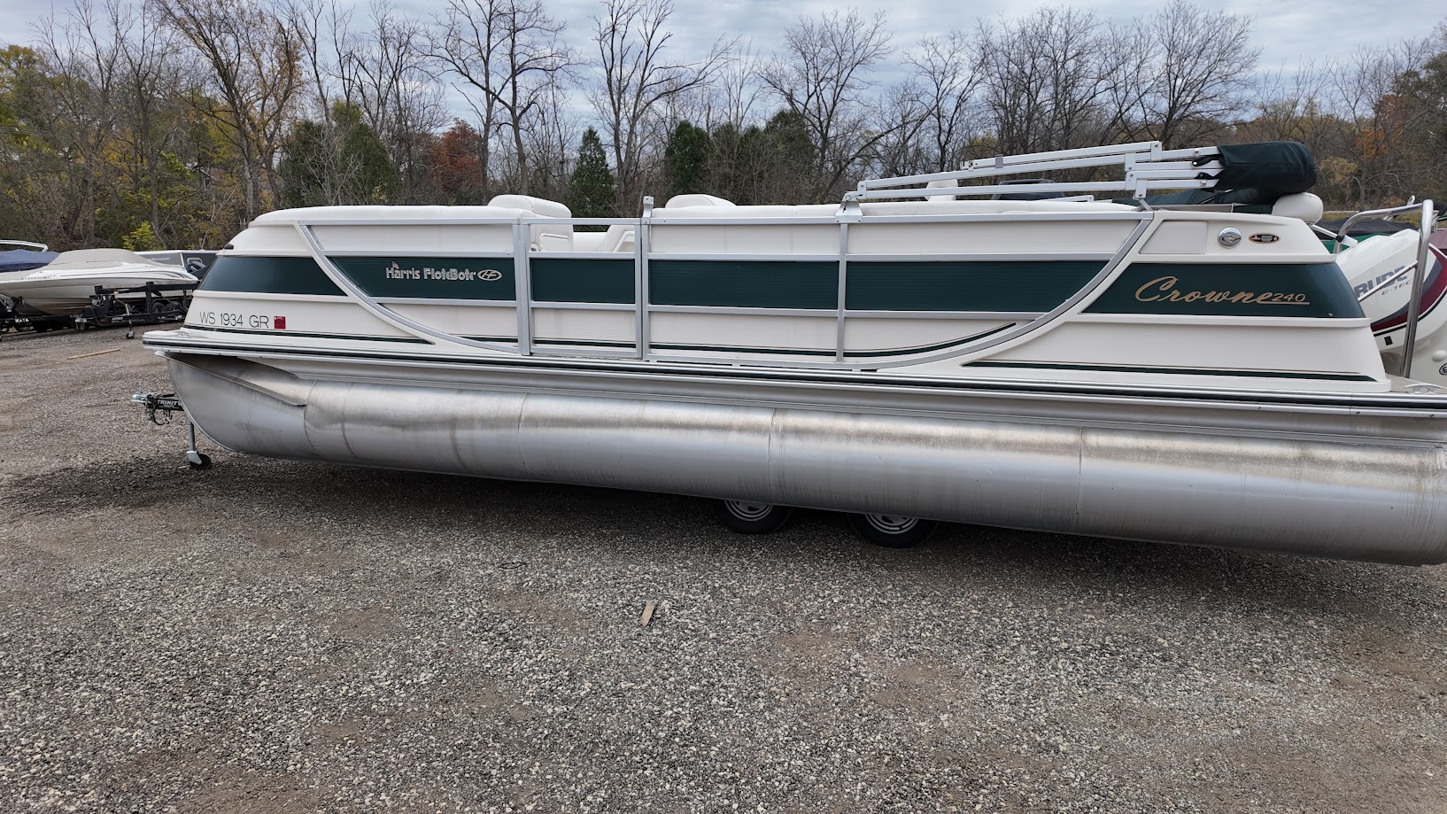 2004 Harris 240 CROWNE w/ Evinrude 115hp - Photo 7