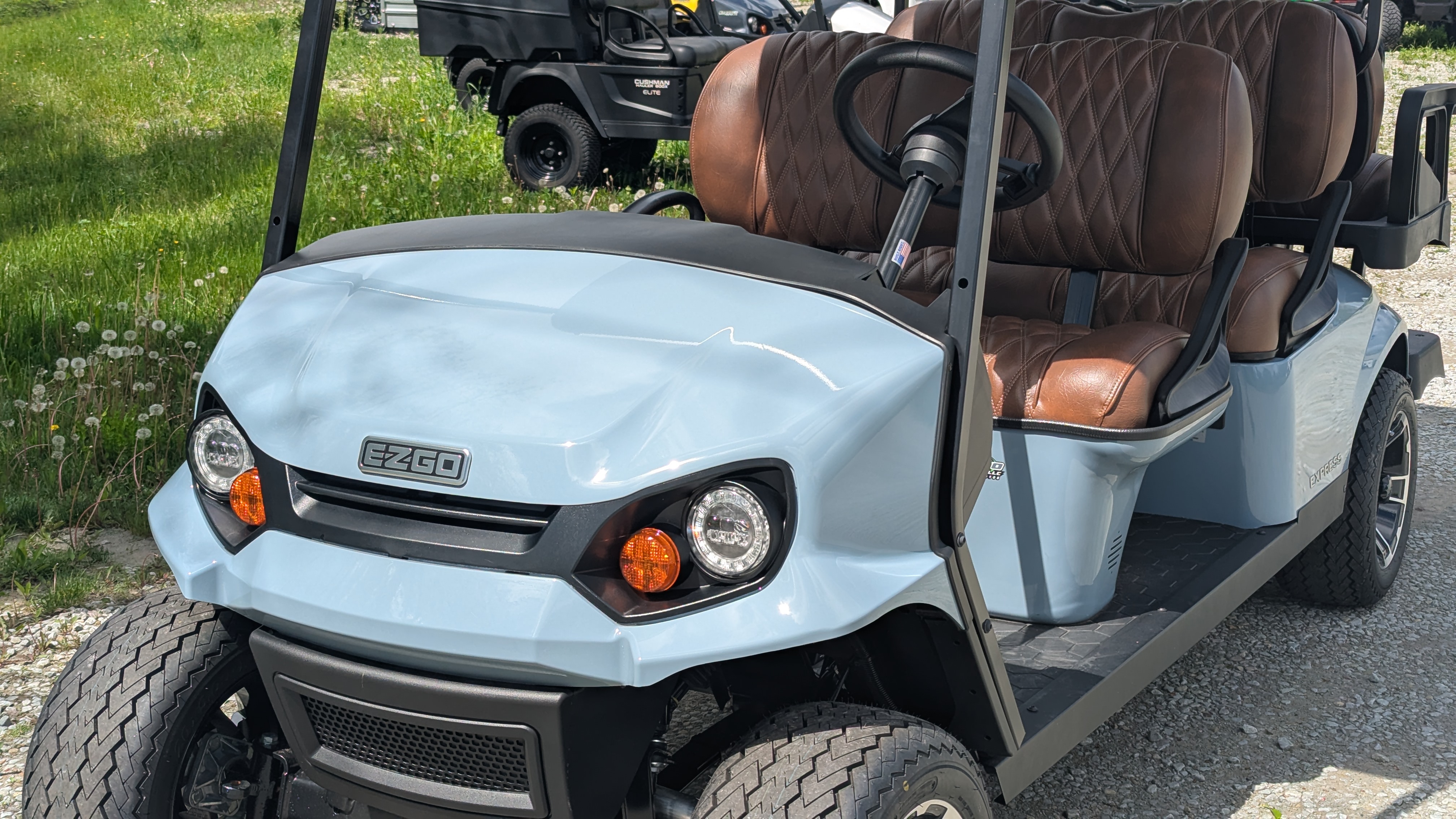 2025 E-Z-GO Express 6 Gas Standard - Photo 6
