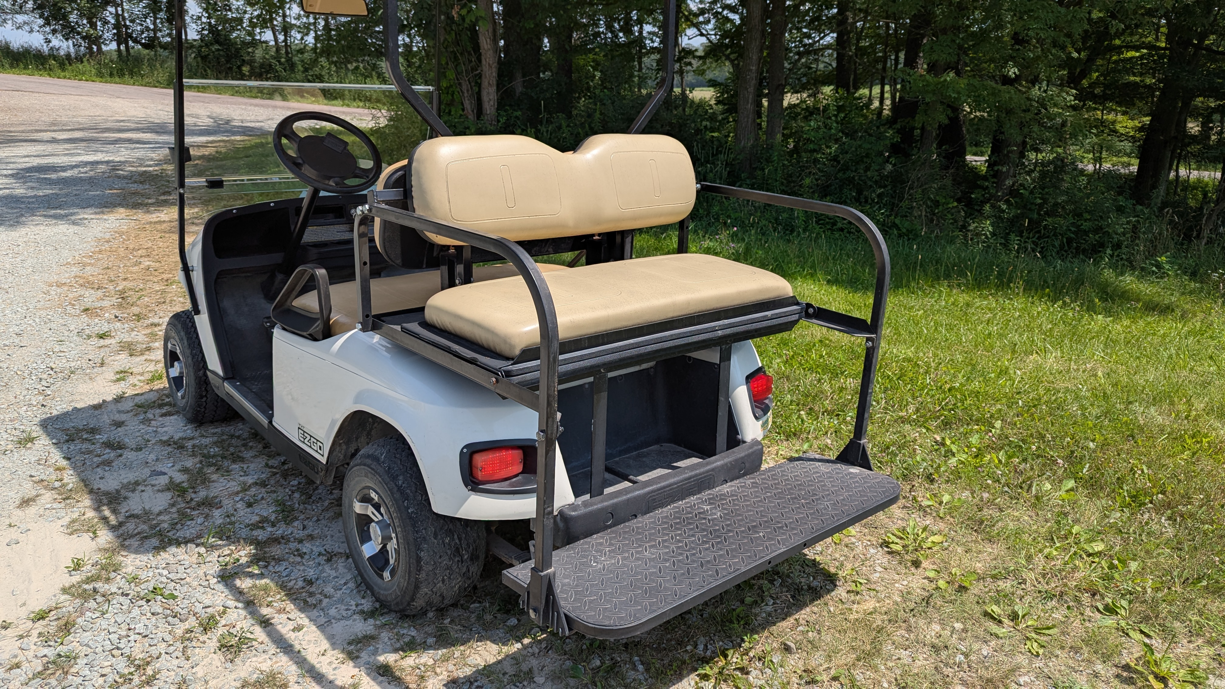 2010 E-Z-GO TXT Gas - Photo 5