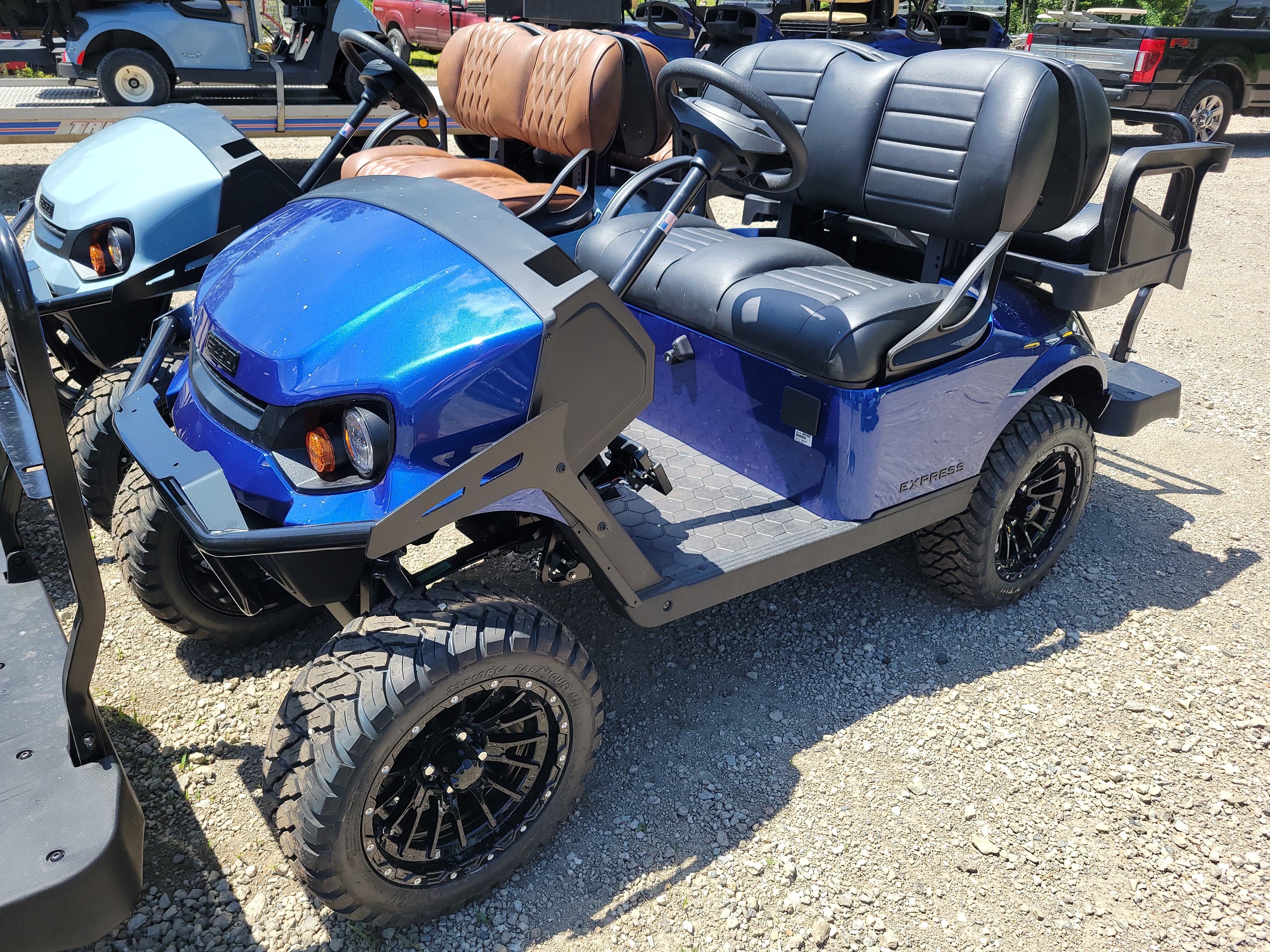 2026 E-Z-GO Express 4 Gas Lifted