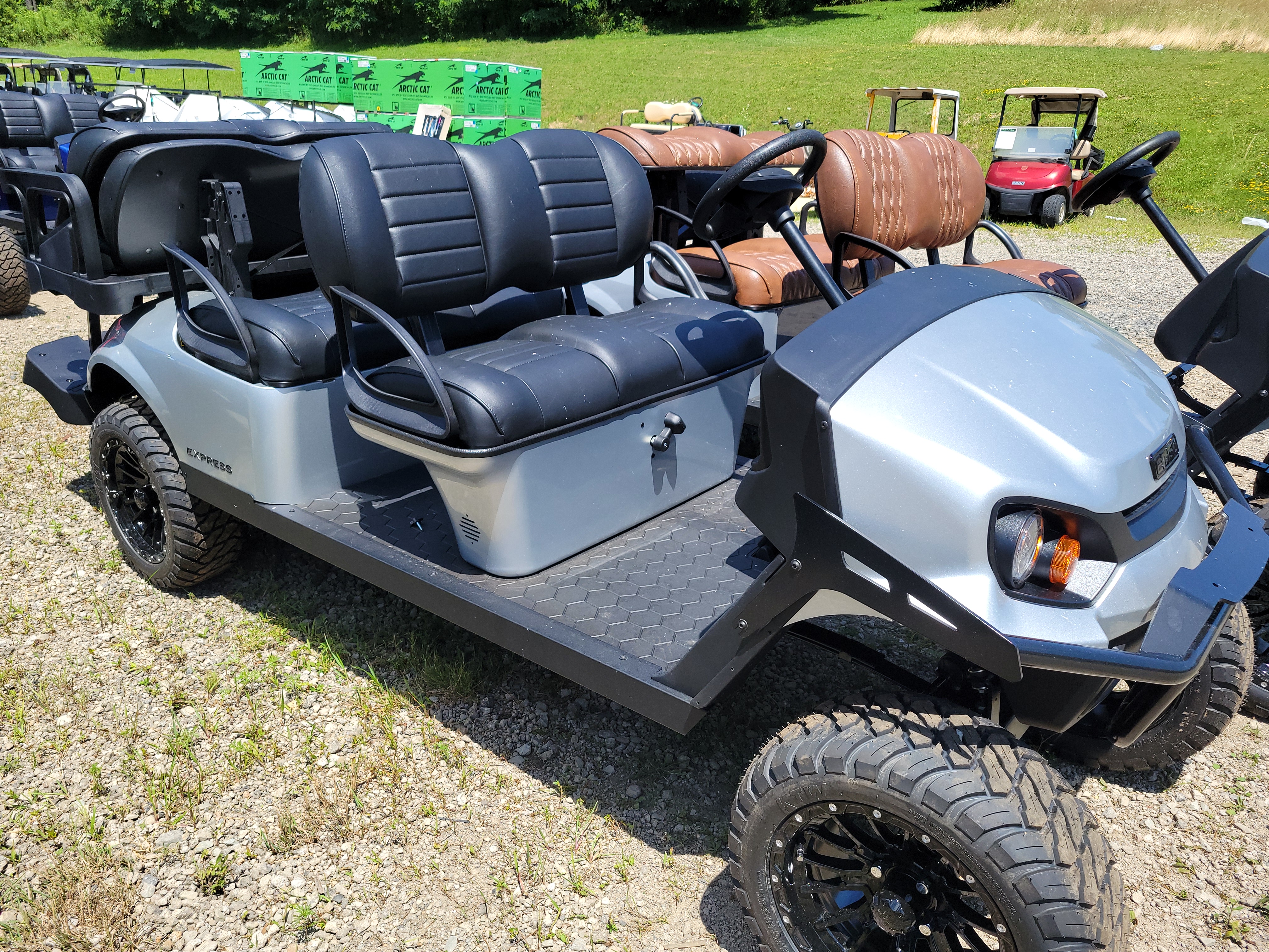 2026 E-Z-GO Express 6 Gas Lifted