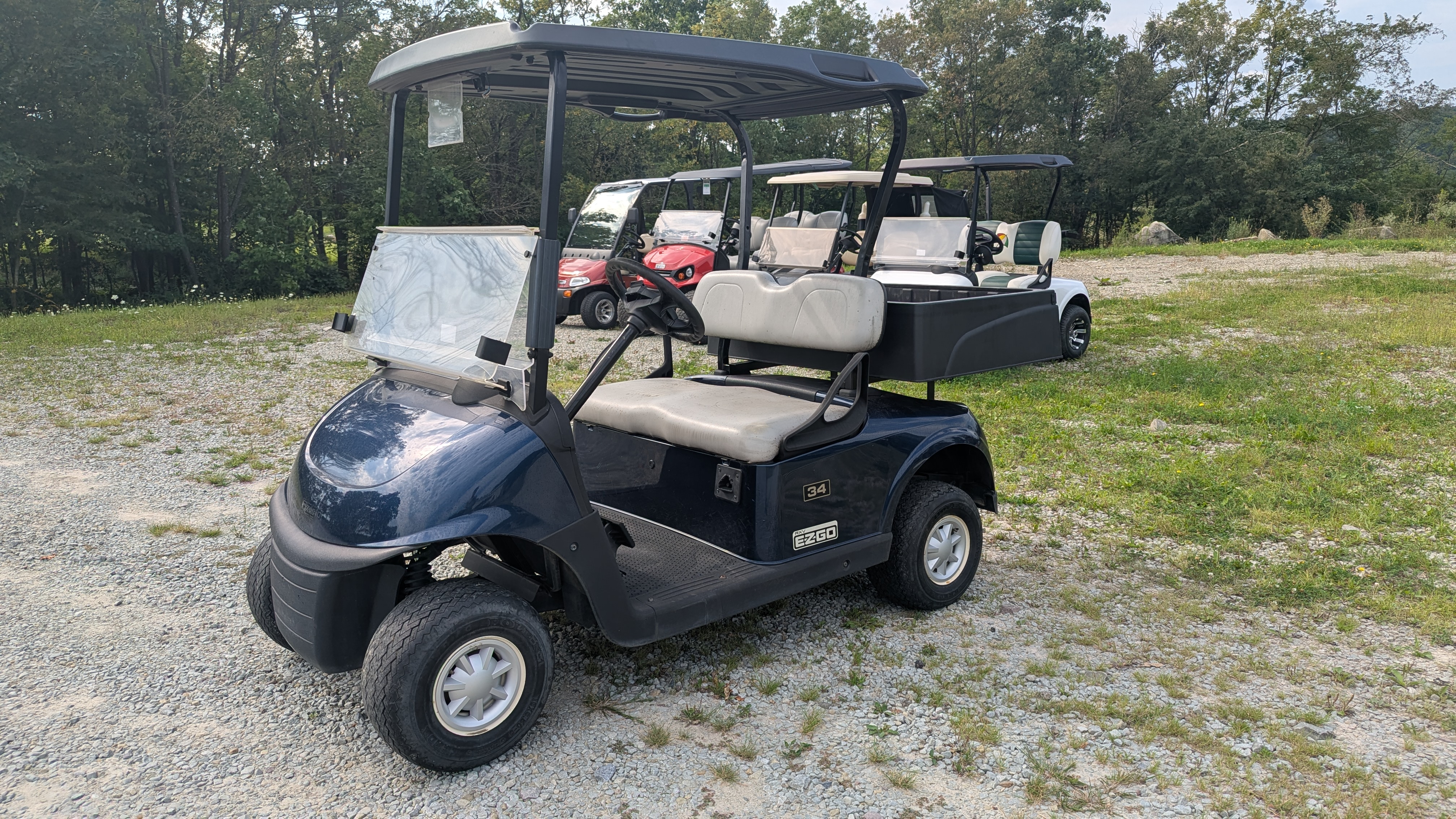 2018 EZGO RXV