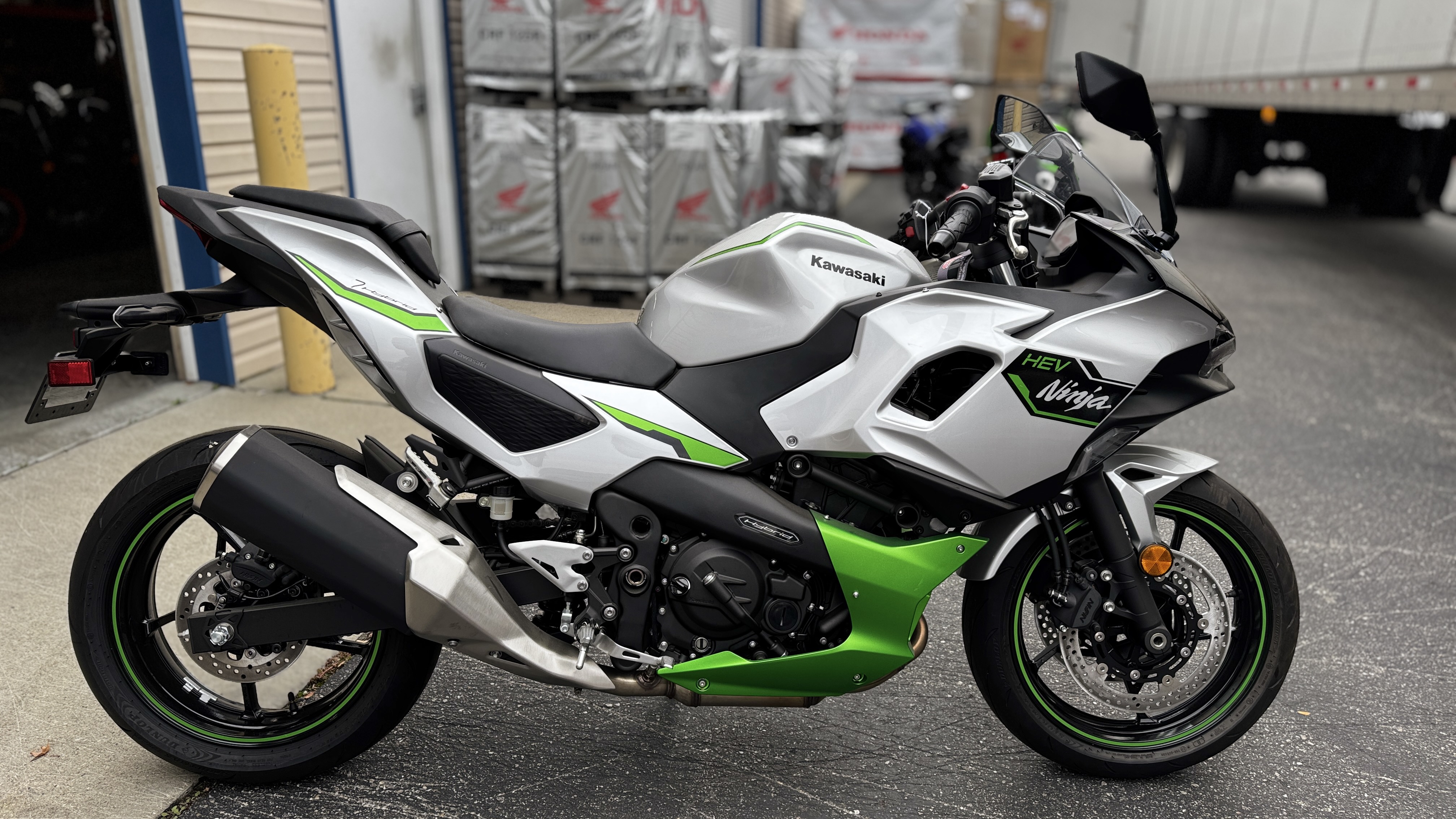 2024 Kawasaki Ninja 7 Hybrid ABS | Carl's Cycle Sales Boise, ID