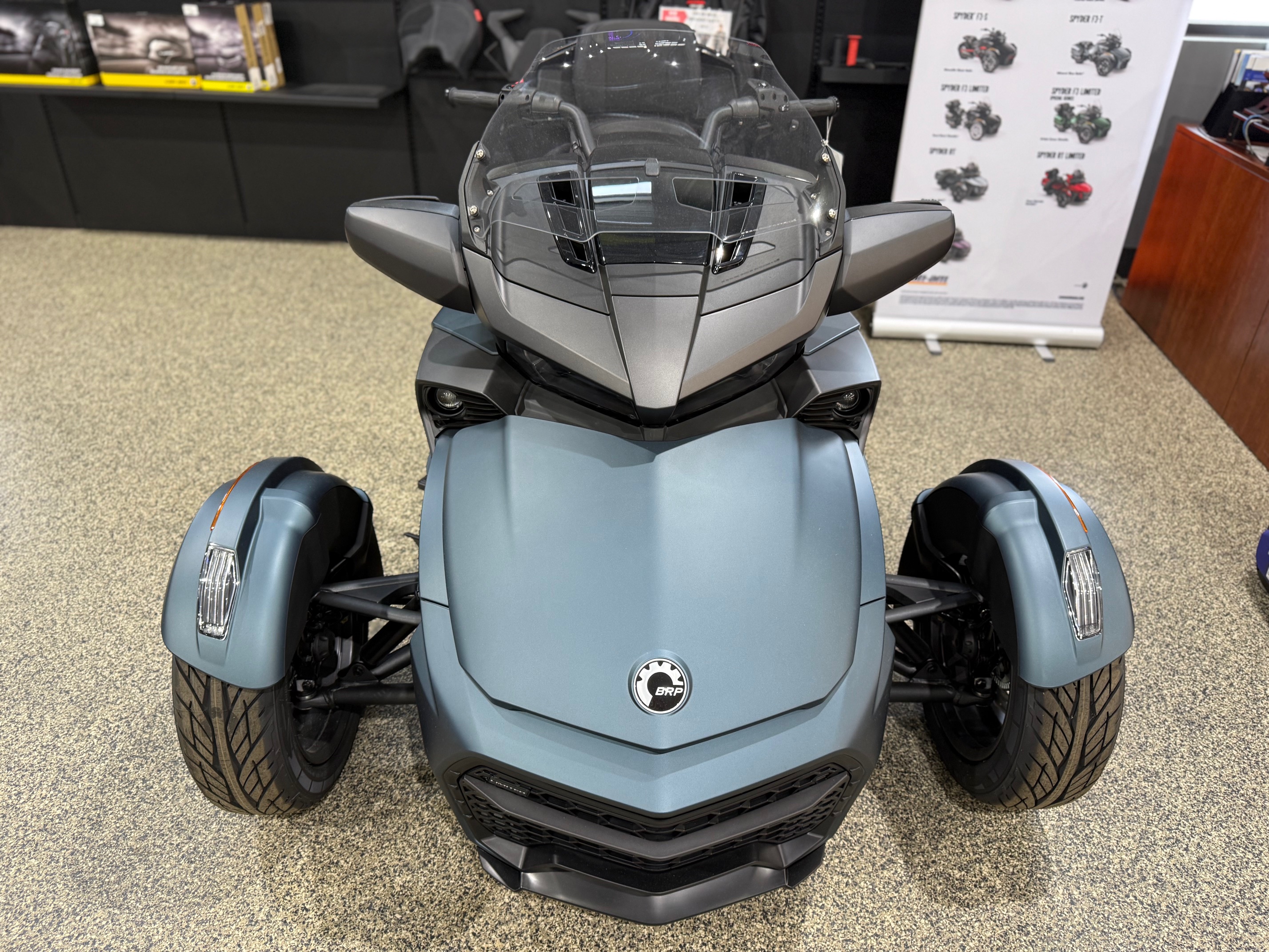 2023 Can-Am SPYDER F3 LIMITED SS - Photo 5