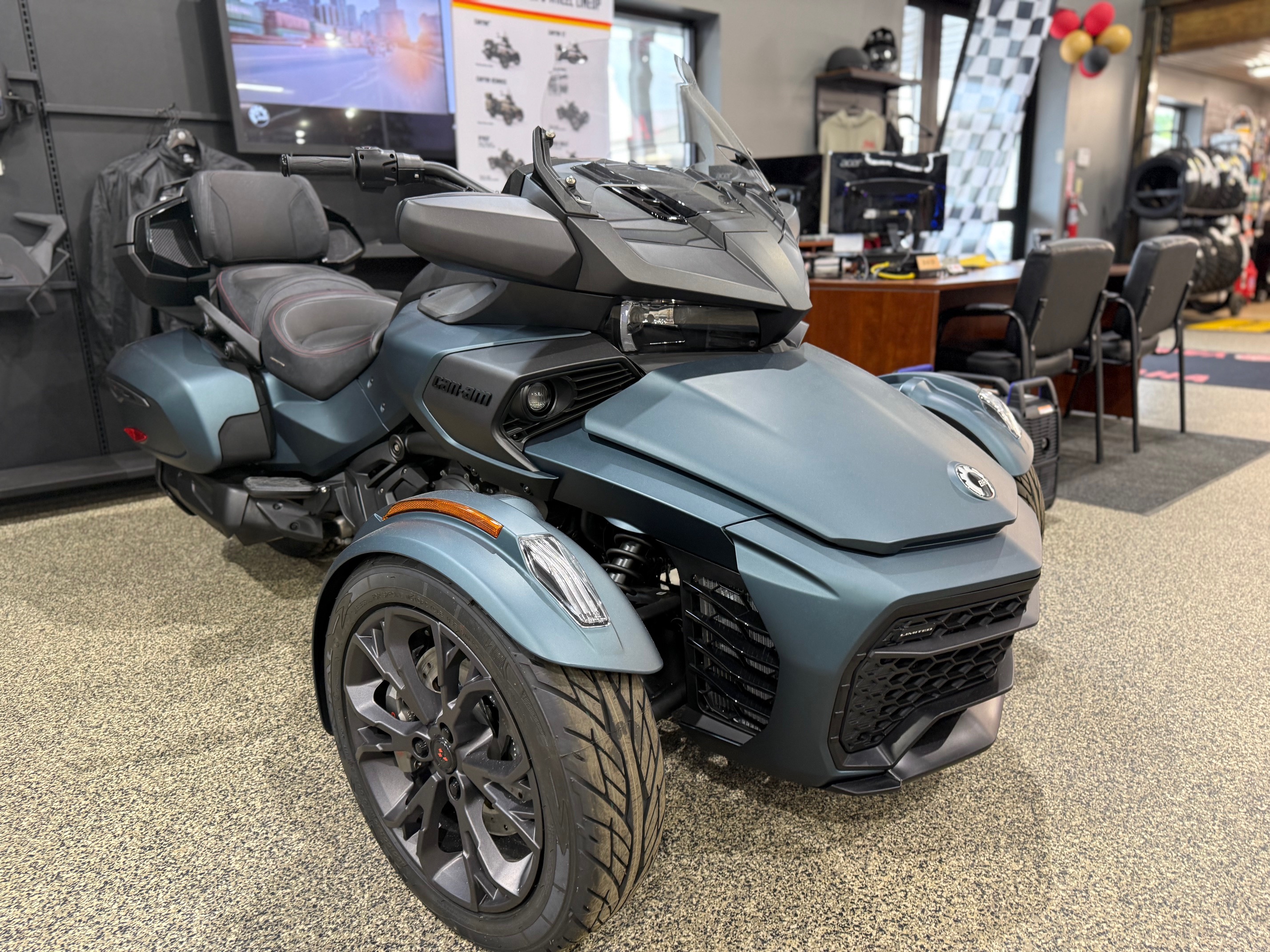 2023 Can-Am SPYDER F3 LIMITED SS - Photo 13
