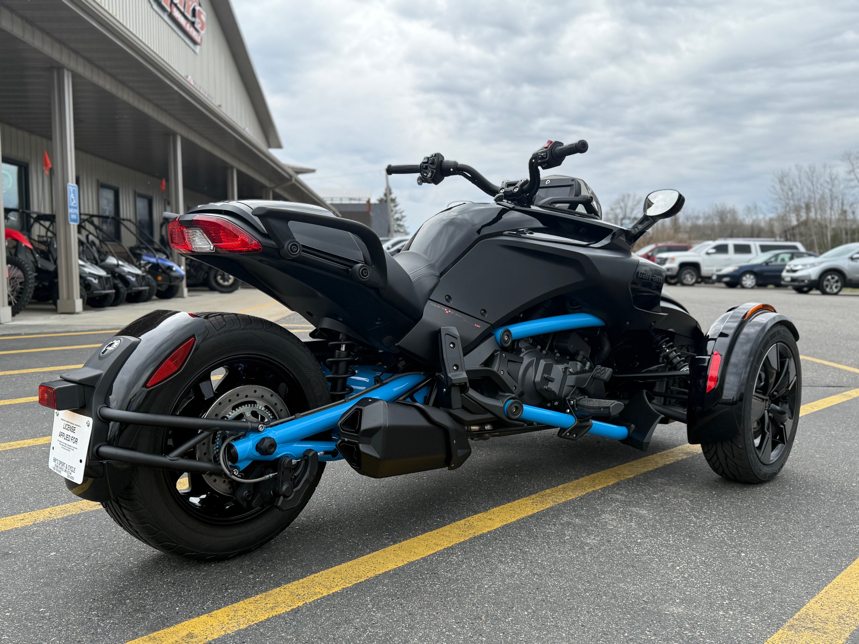 2023 Can-Am SPYDER F3-S SPECIAL SERIES - Photo 6