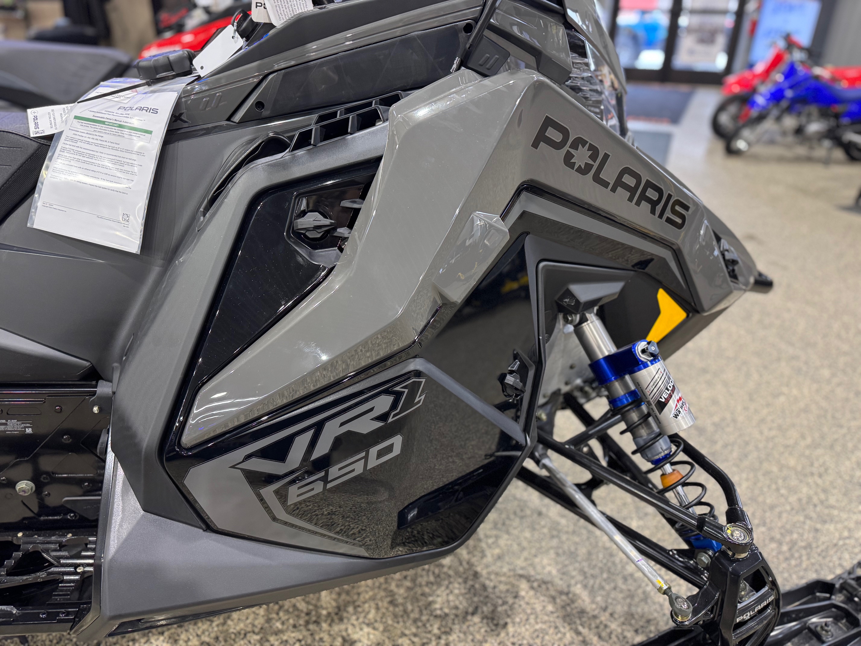 2025 Polaris INDY VR1 137 650 7S - Photo 15