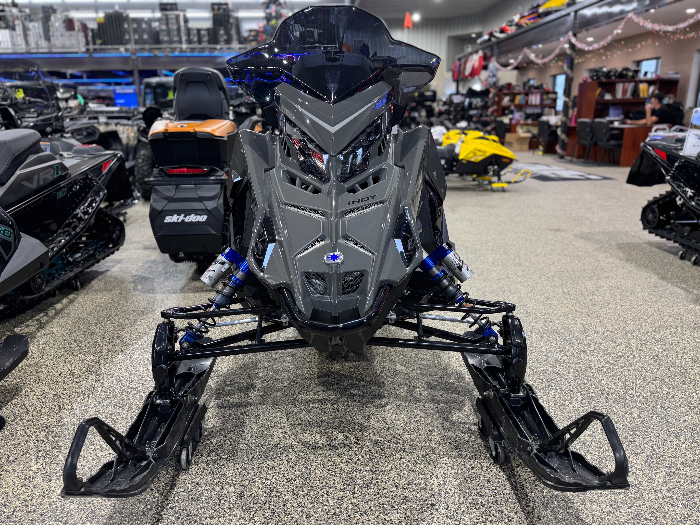 2025 Polaris INDY VR1 137 650 7S - Photo 12